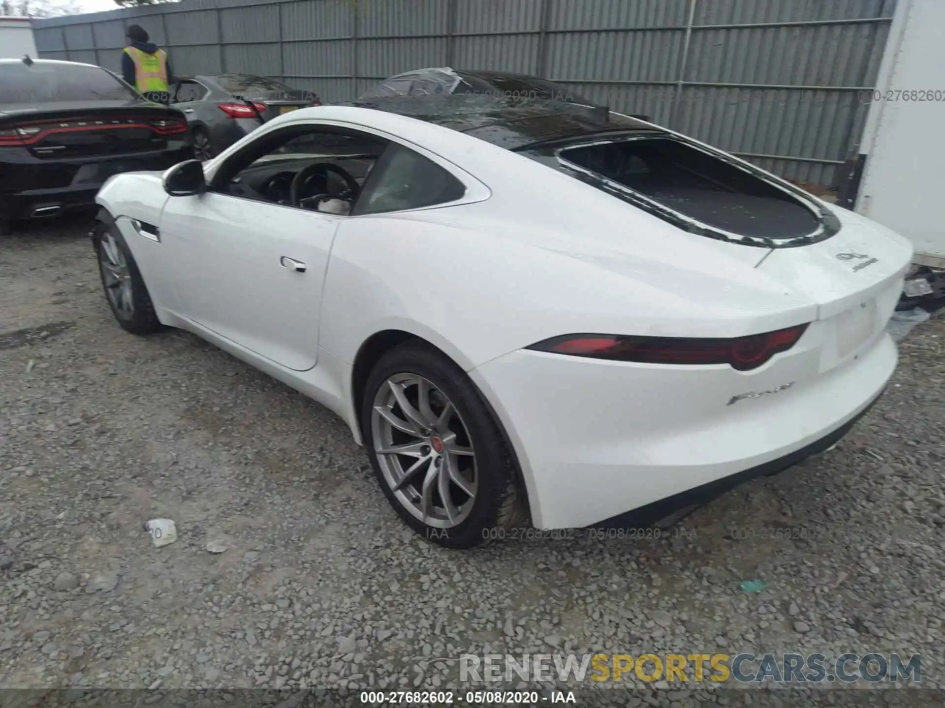 3 Фотография поврежденного автомобиля SAJDD1GX1LCK66873 JAGUAR F-TYPE 2020