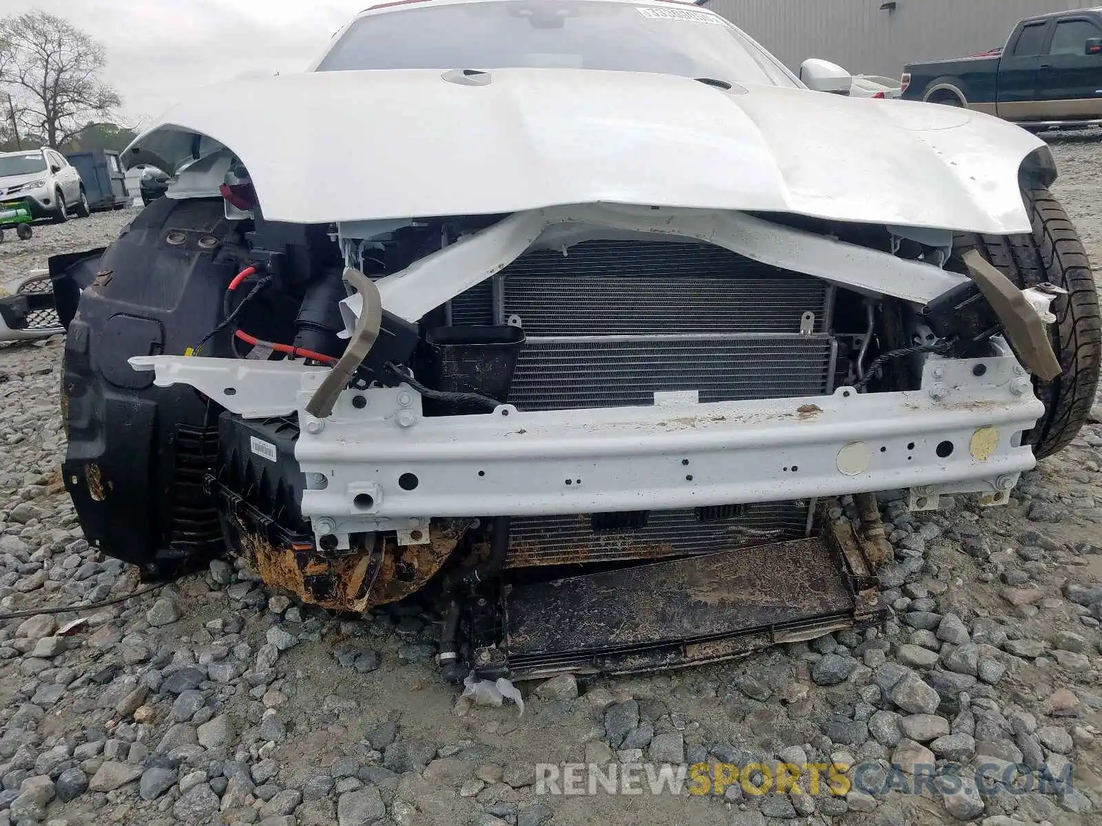 9 Photograph of a damaged car SAJDD5GX1LCK67447 JAGUAR F-TYPE 2020