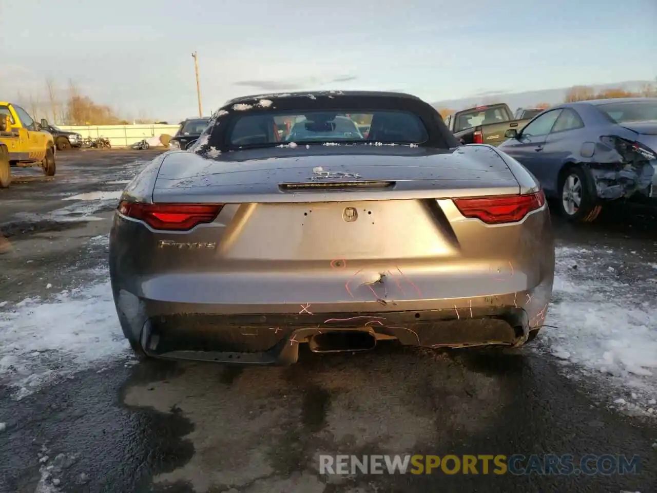 6 Photograph of a damaged car SAJDF5GX9MCK70057 JAGUAR F-TYPE 2021