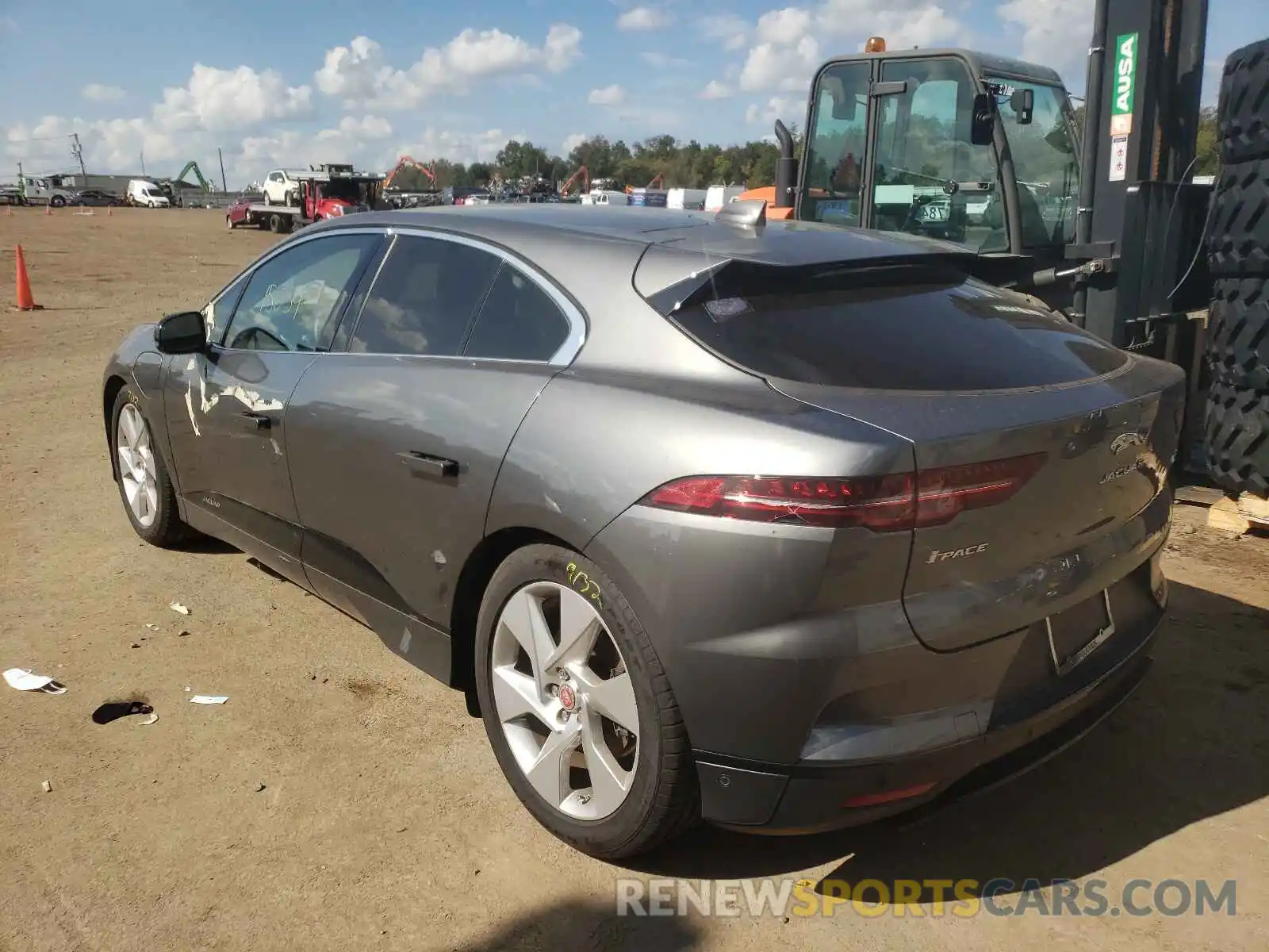 3 Photograph of a damaged car SADHB2S13K1F68682 JAGUAR I-PACE 2019