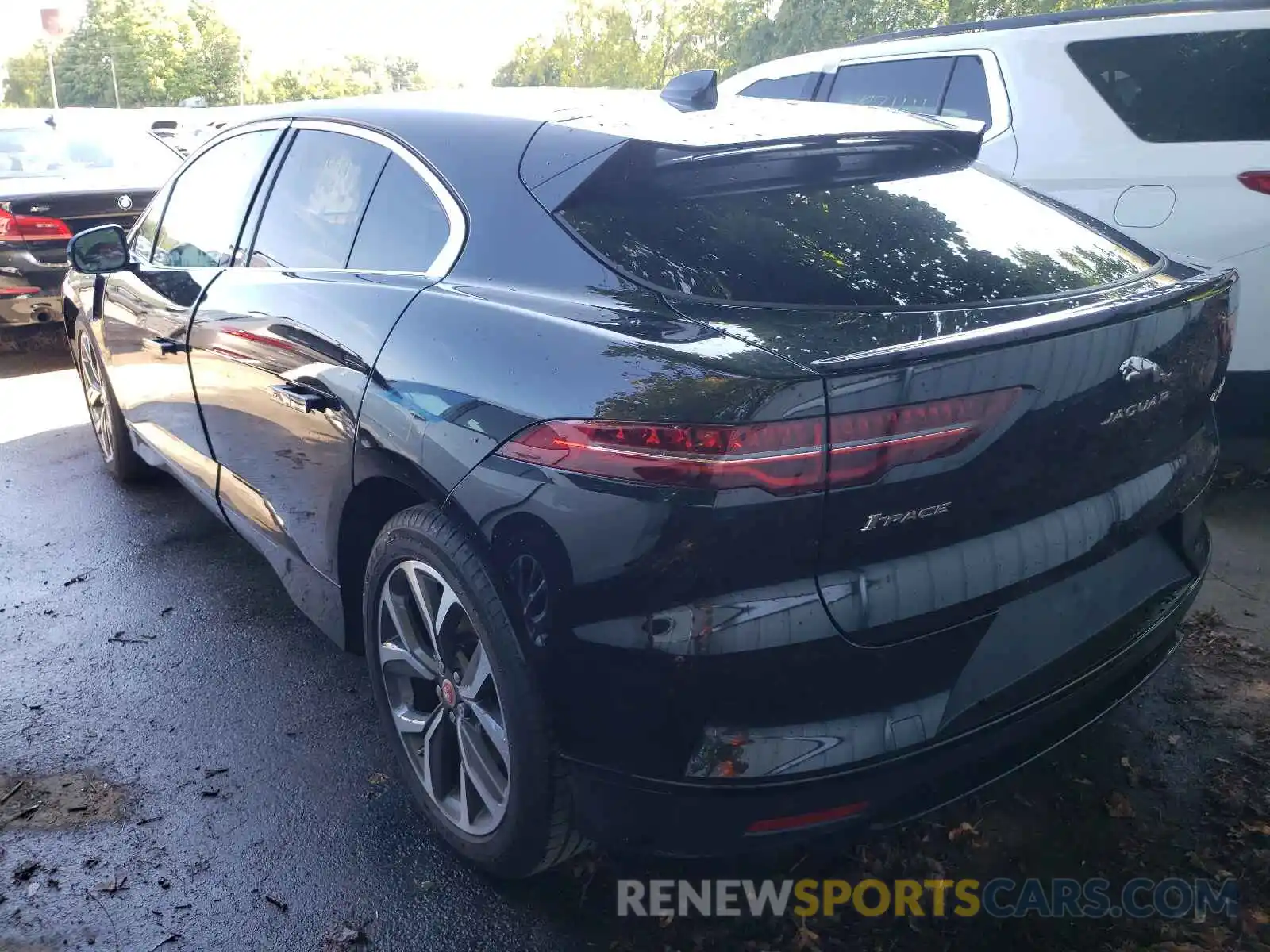 3 Photograph of a damaged car SADHC2S14K1F72852 JAGUAR I-PACE 2019