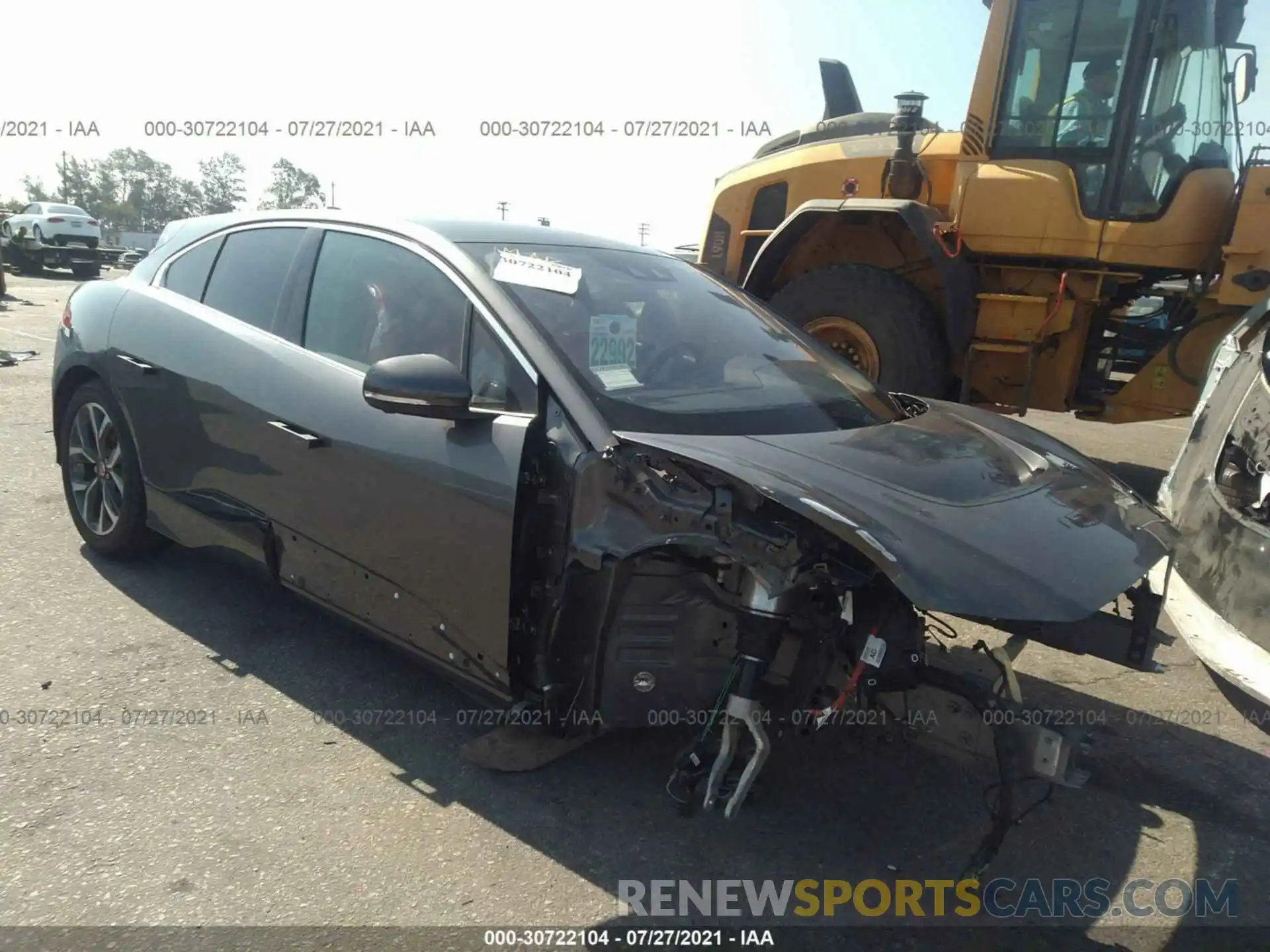 1 Photograph of a damaged car SADHD2S10K1F69394 JAGUAR I-PACE 2019