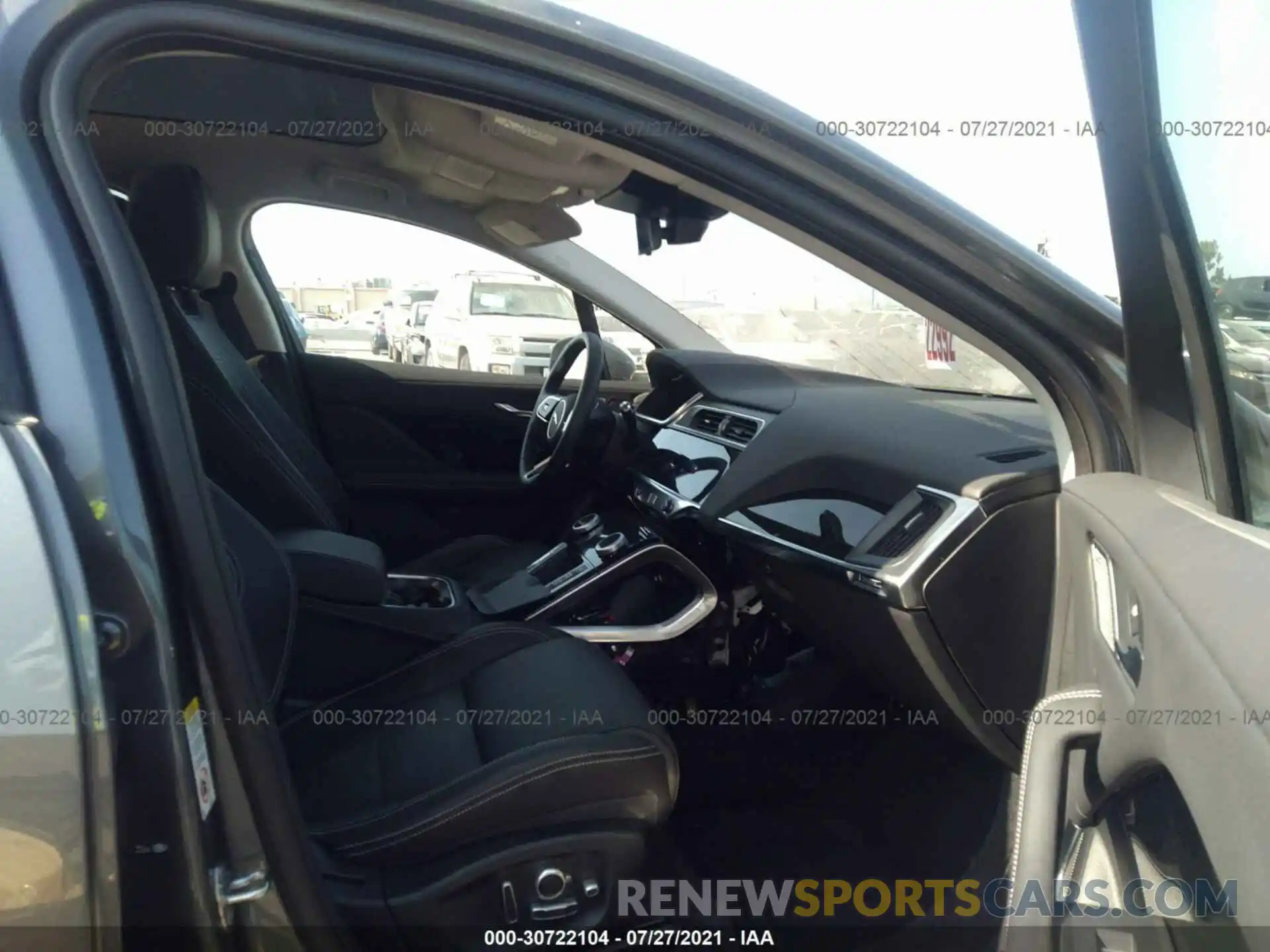 5 Photograph of a damaged car SADHD2S10K1F69394 JAGUAR I-PACE 2019