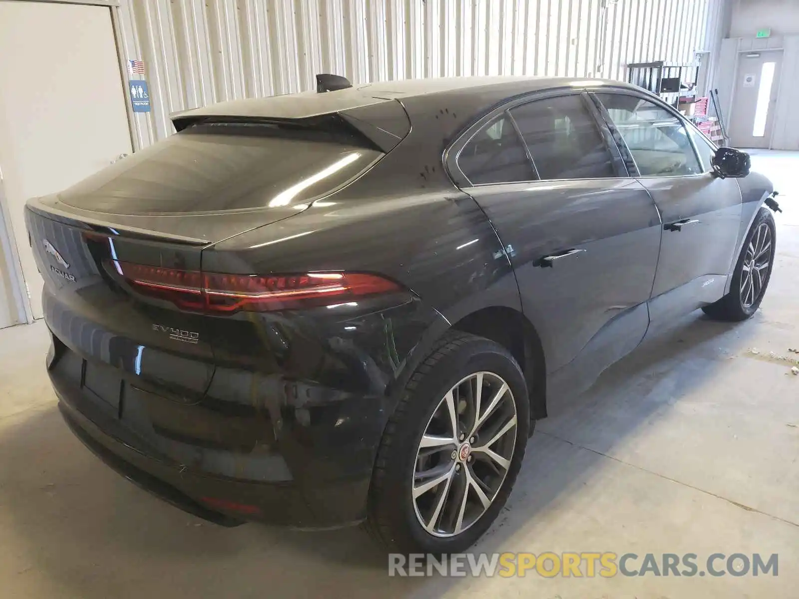 4 Photograph of a damaged car SADHD2S10K1F76555 JAGUAR I-PACE 2019