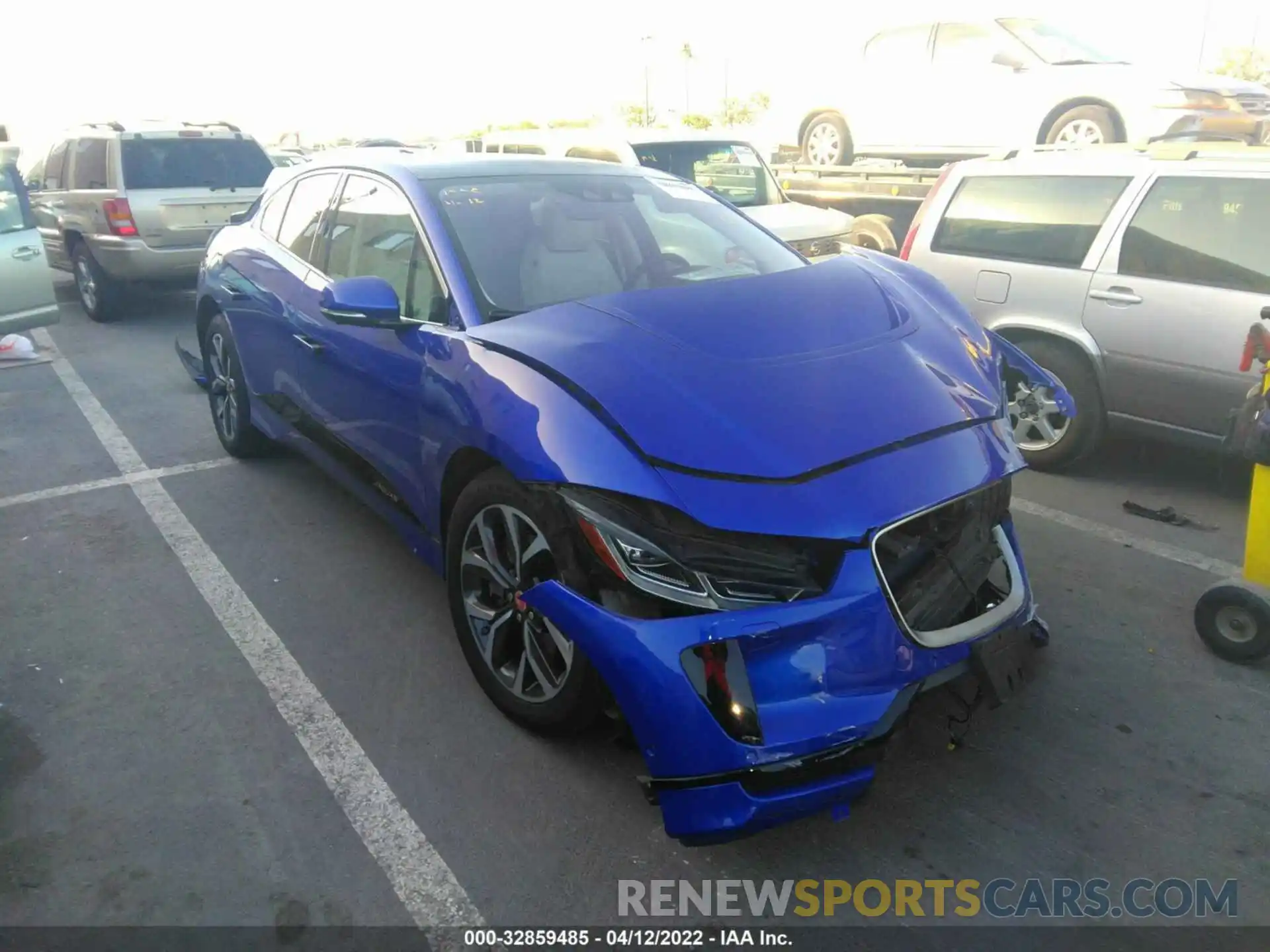 1 Photograph of a damaged car SADHD2S11K1F64222 JAGUAR I-PACE 2019