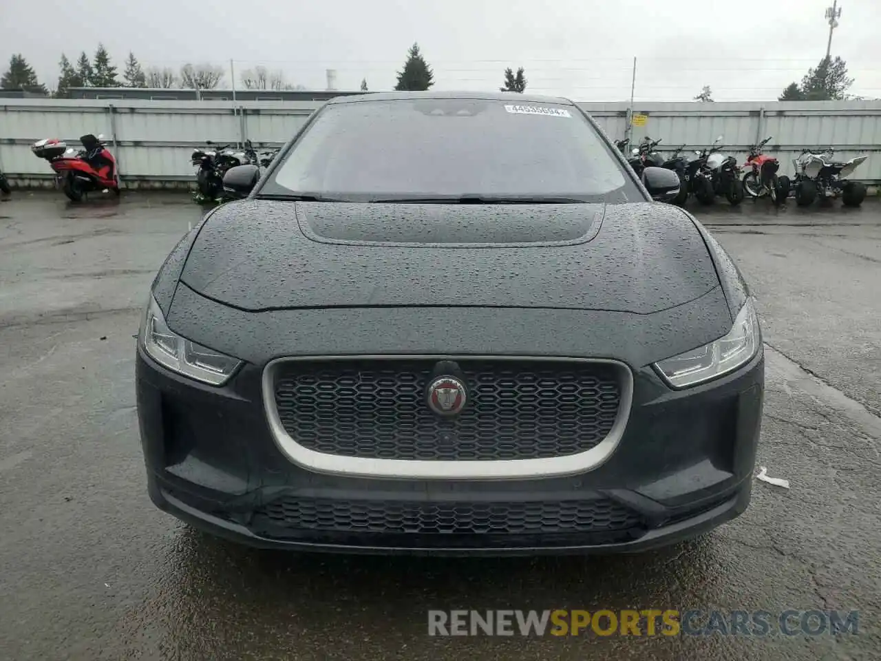 5 Photograph of a damaged car SADHD2S13K1F75321 JAGUAR I-PACE 2019