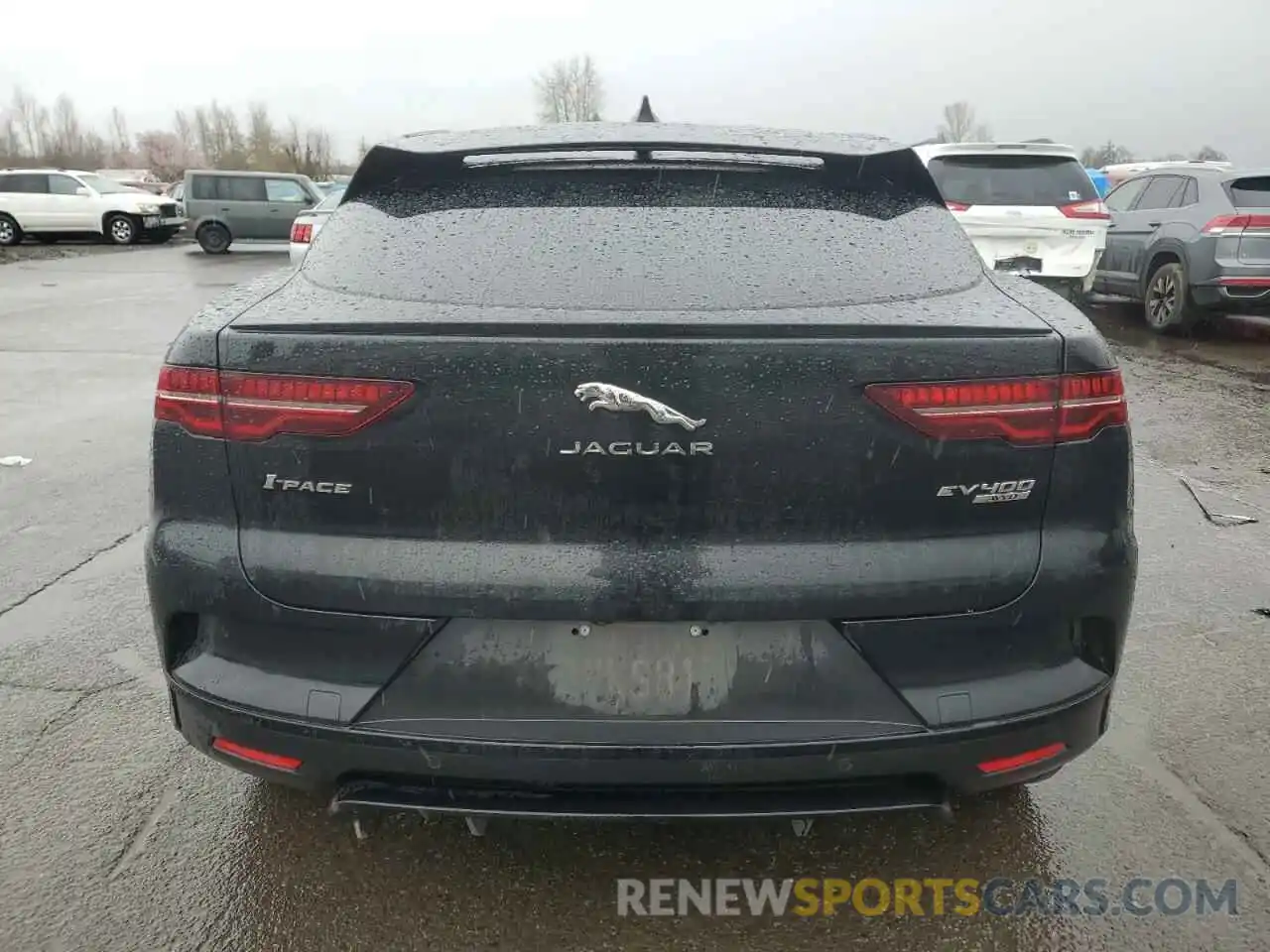 6 Photograph of a damaged car SADHD2S13K1F75321 JAGUAR I-PACE 2019