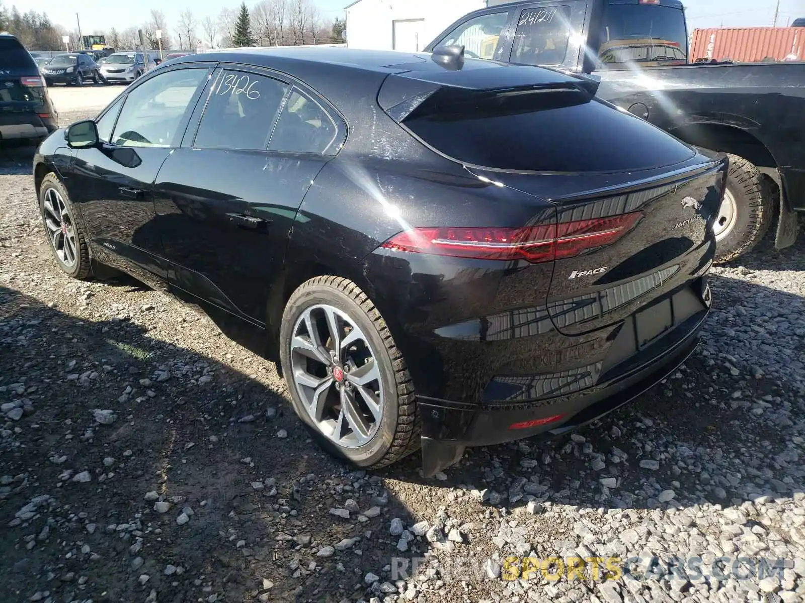 3 Фотография поврежденного автомобиля SADHD2S14K1F61928 JAGUAR I-PACE 2019