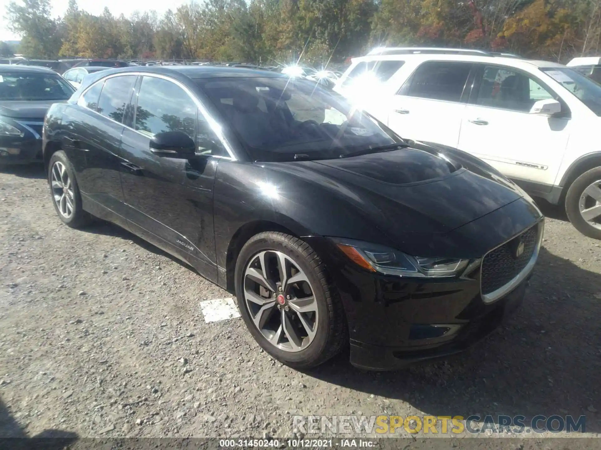 1 Photograph of a damaged car SADHD2S14K1F65347 JAGUAR I-PACE 2019