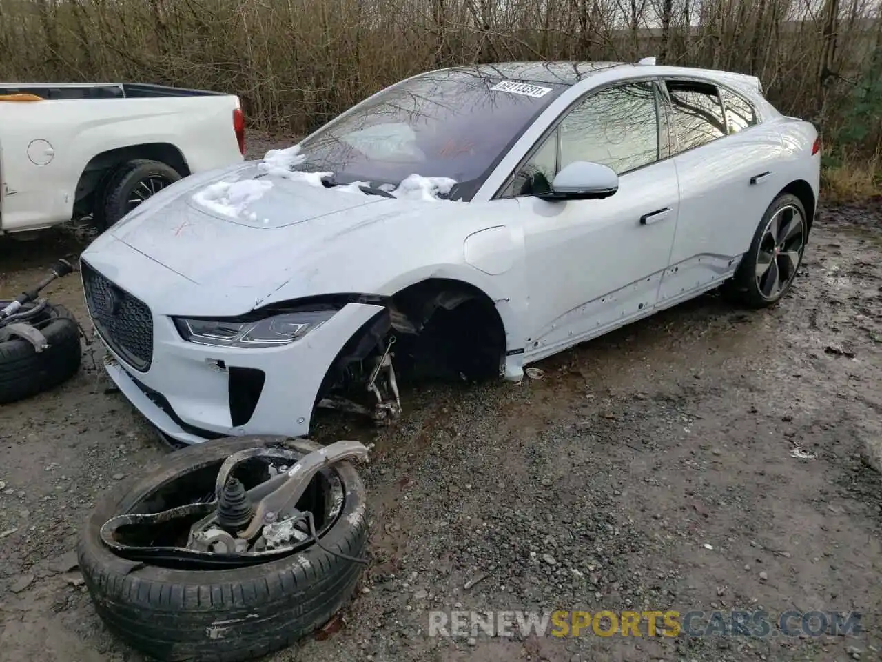 2 Photograph of a damaged car SADHD2S14K1F68670 JAGUAR I-PACE 2019