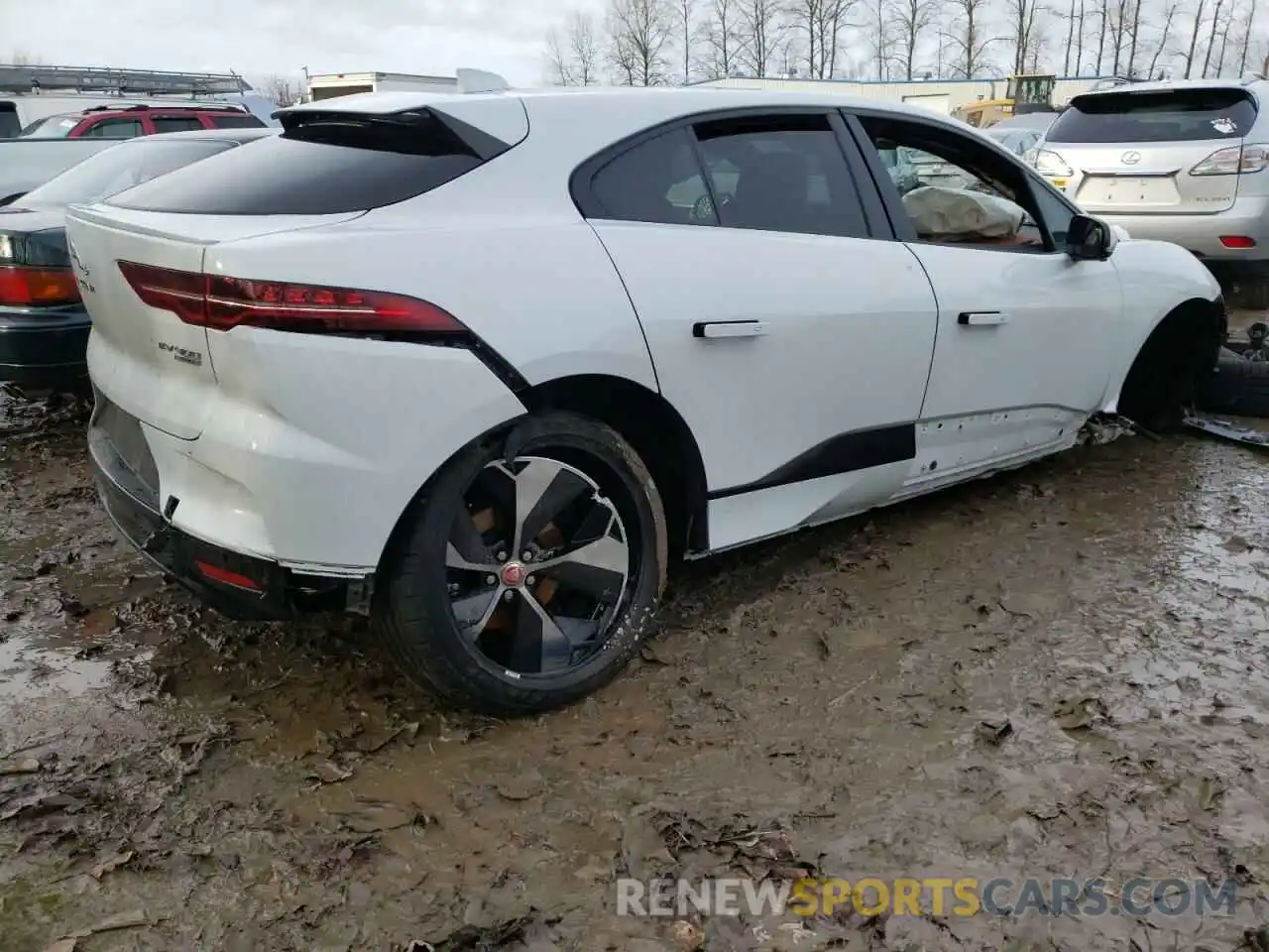 4 Photograph of a damaged car SADHD2S14K1F68670 JAGUAR I-PACE 2019