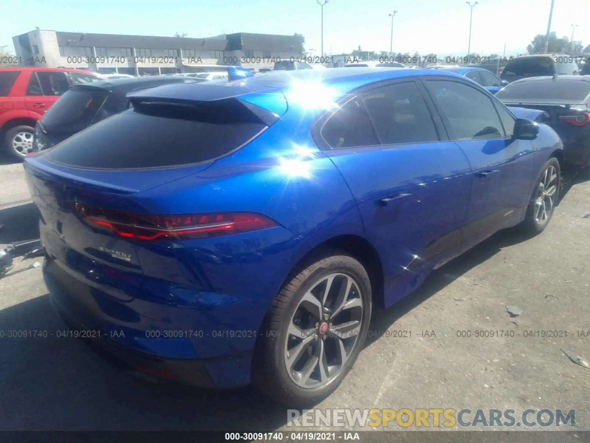 4 Фотография поврежденного автомобиля SADHD2S14K1F70841 JAGUAR I-PACE 2019