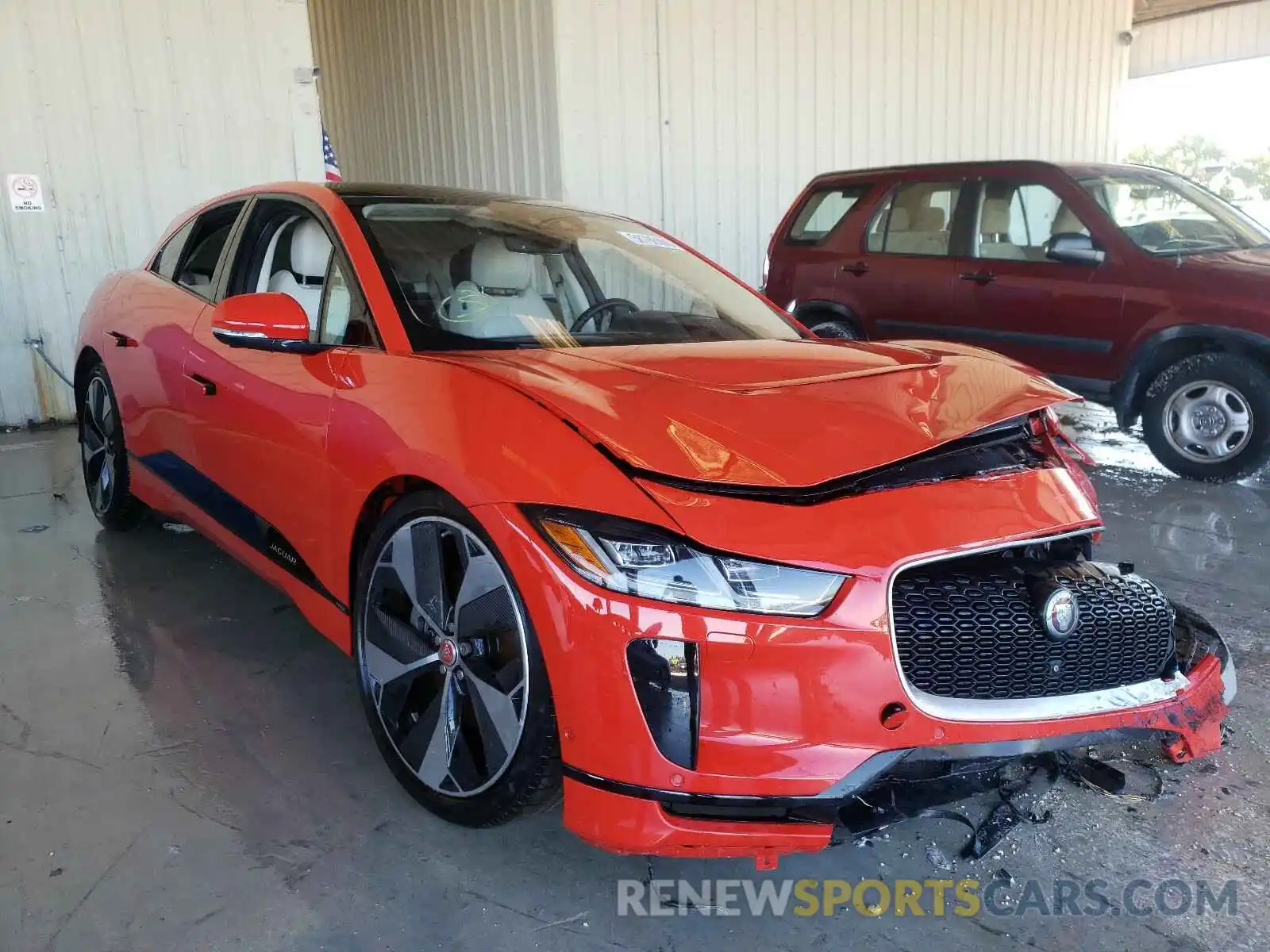 1 Photograph of a damaged car SADHD2S15K1F61873 JAGUAR I-PACE 2019