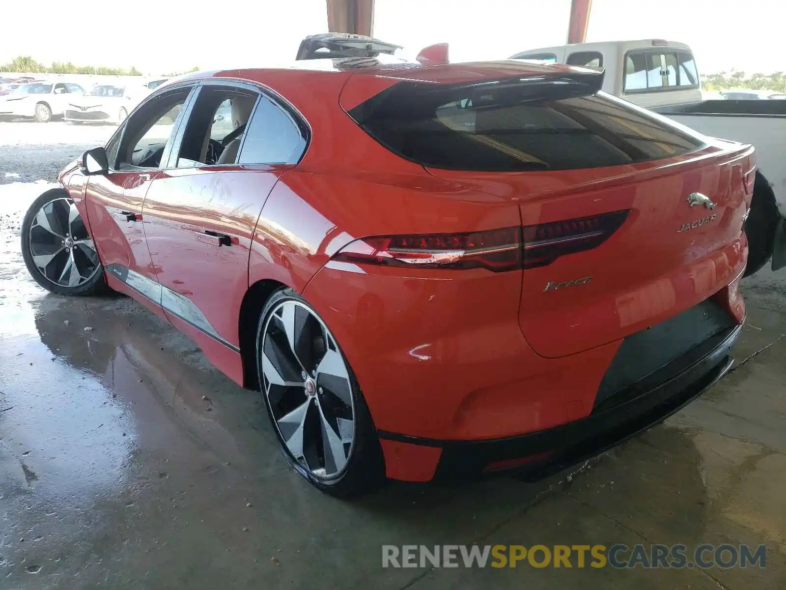 3 Photograph of a damaged car SADHD2S15K1F61873 JAGUAR I-PACE 2019