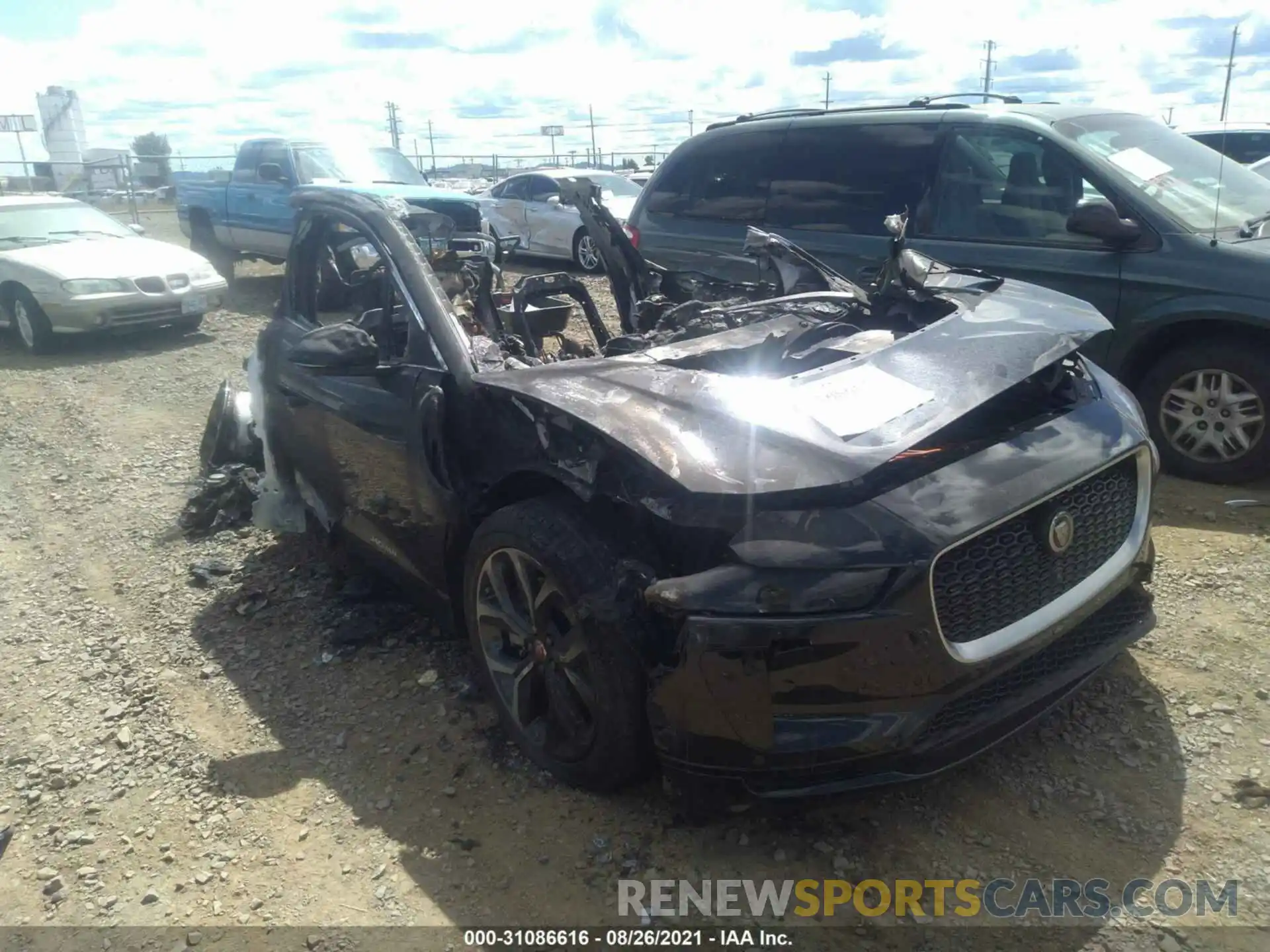 1 Photograph of a damaged car SADHD2S17K1F61440 JAGUAR I-PACE 2019