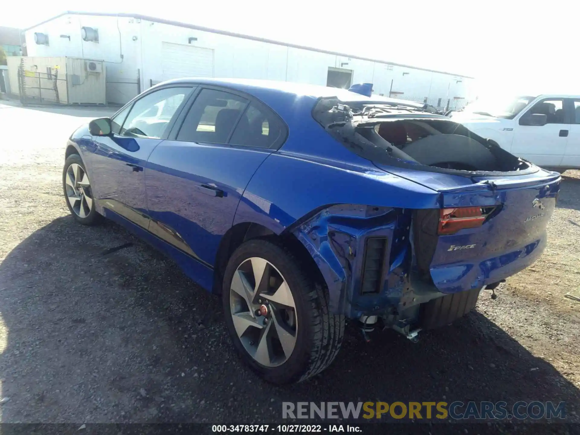 3 Photograph of a damaged car SADHD2S19K1F68597 JAGUAR I-PACE 2019