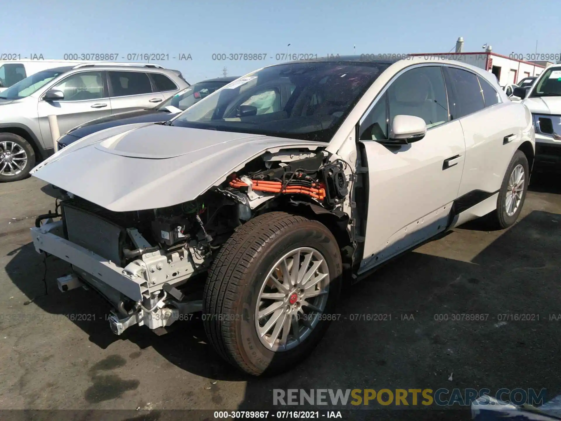 2 Фотография поврежденного автомобиля SADHB2S10L1F84565 JAGUAR I-PACE 2020