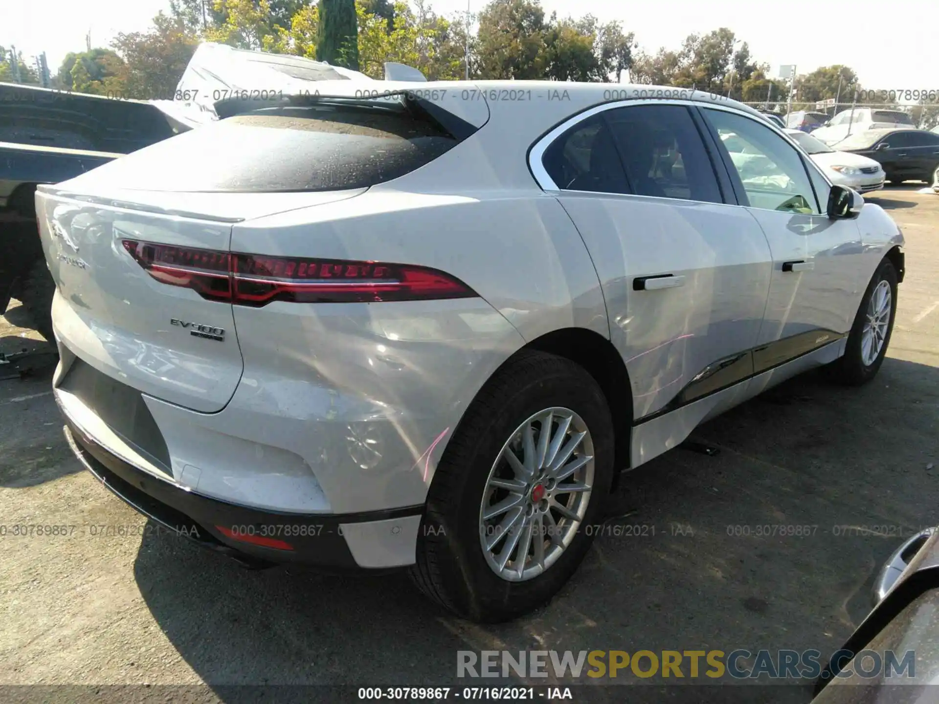 4 Photograph of a damaged car SADHB2S10L1F84565 JAGUAR I-PACE 2020