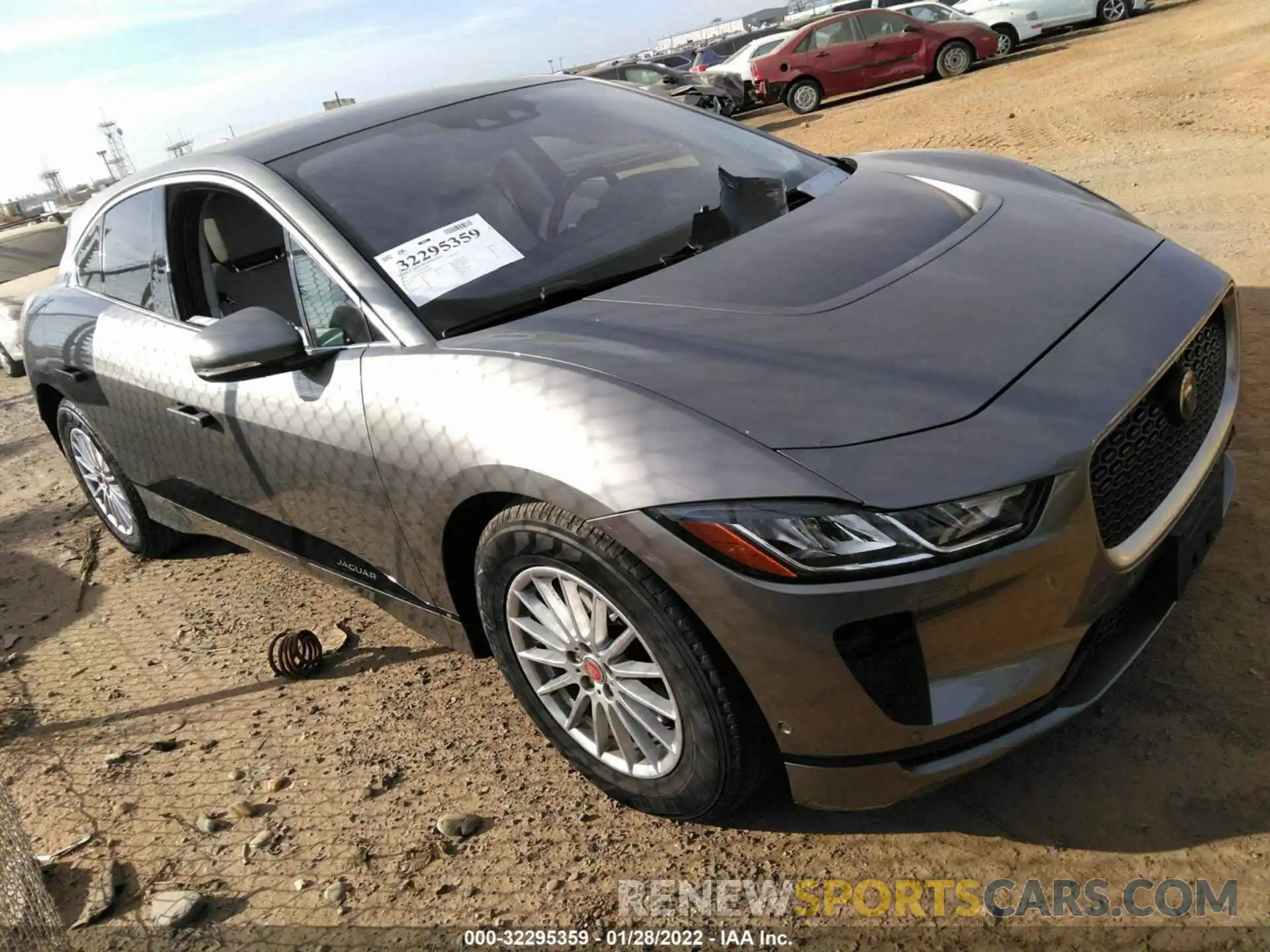 1 Фотография поврежденного автомобиля SADHB2S12L1F84597 JAGUAR I-PACE 2020