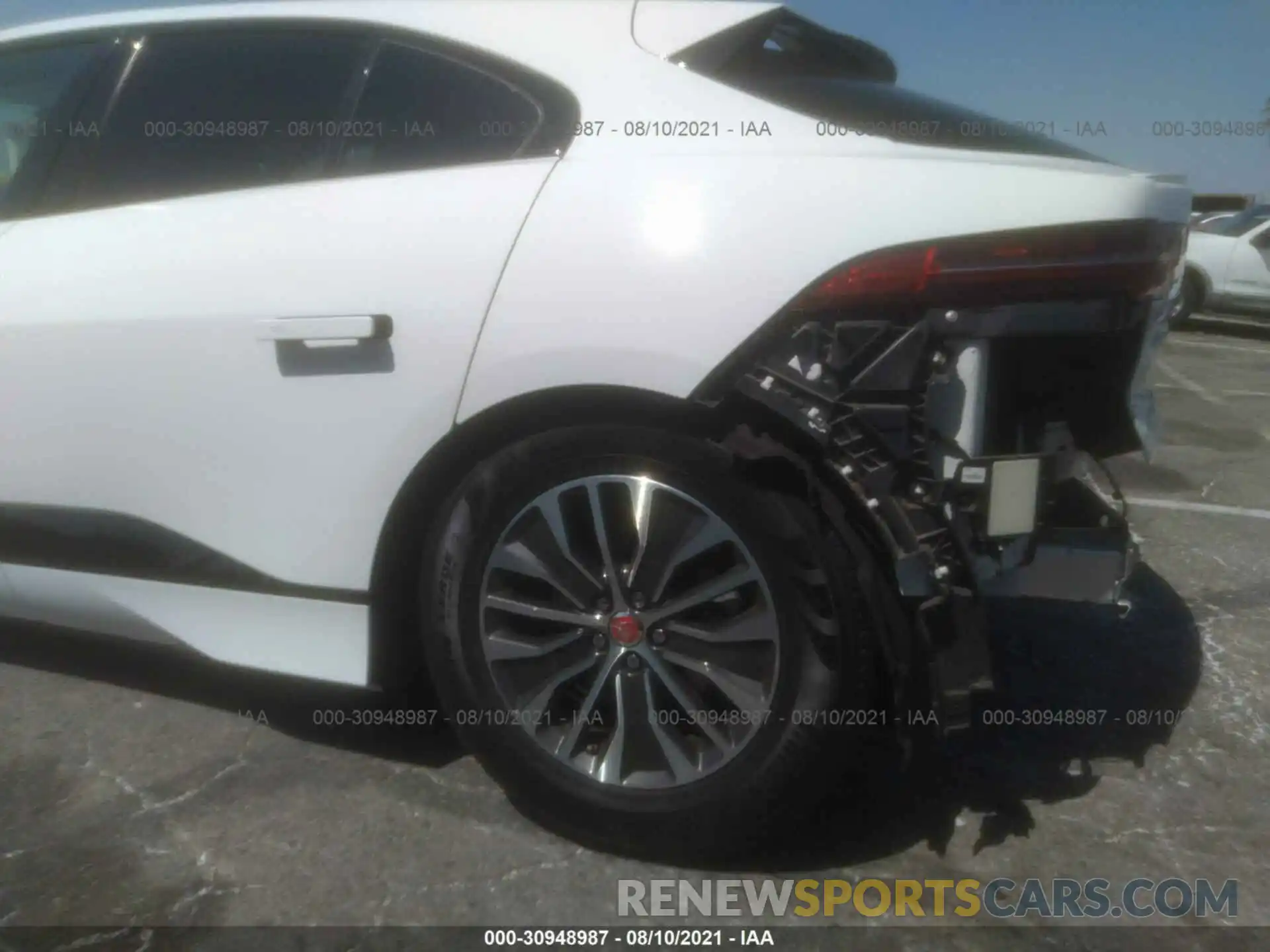 6 Photograph of a damaged car SADHB2S19L1F81373 JAGUAR I-PACE 2020