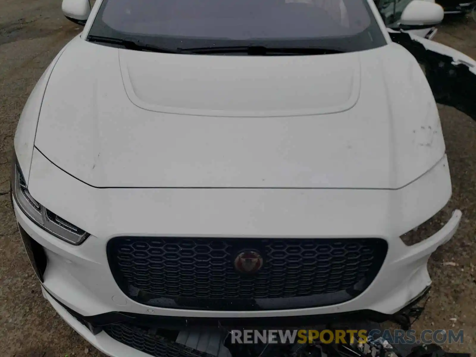 7 Photograph of a damaged car SADHC2S19L1F83945 JAGUAR I-PACE 2020