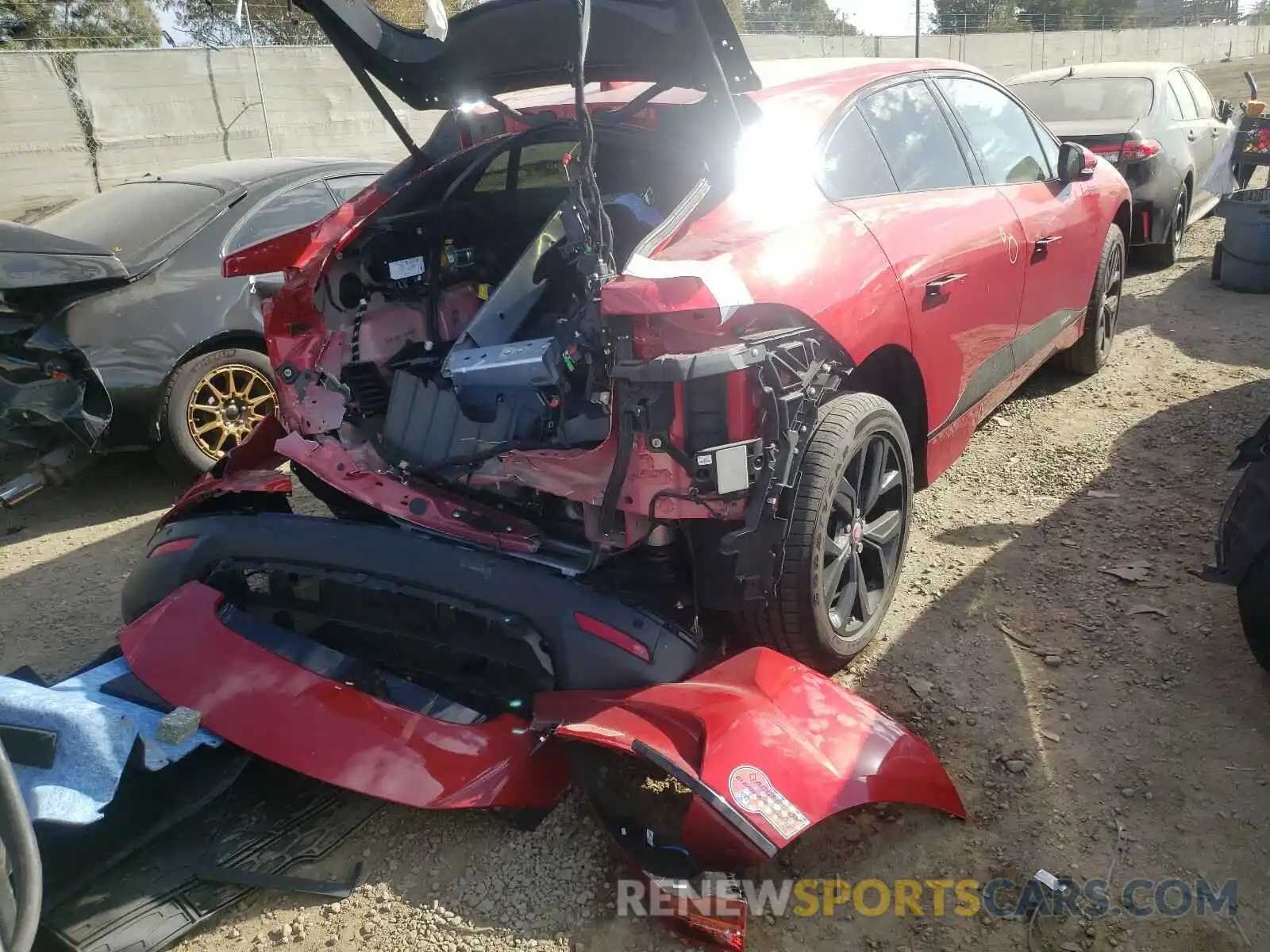 4 Фотография поврежденного автомобиля SADHD2S10L1F79697 JAGUAR I-PACE 2020