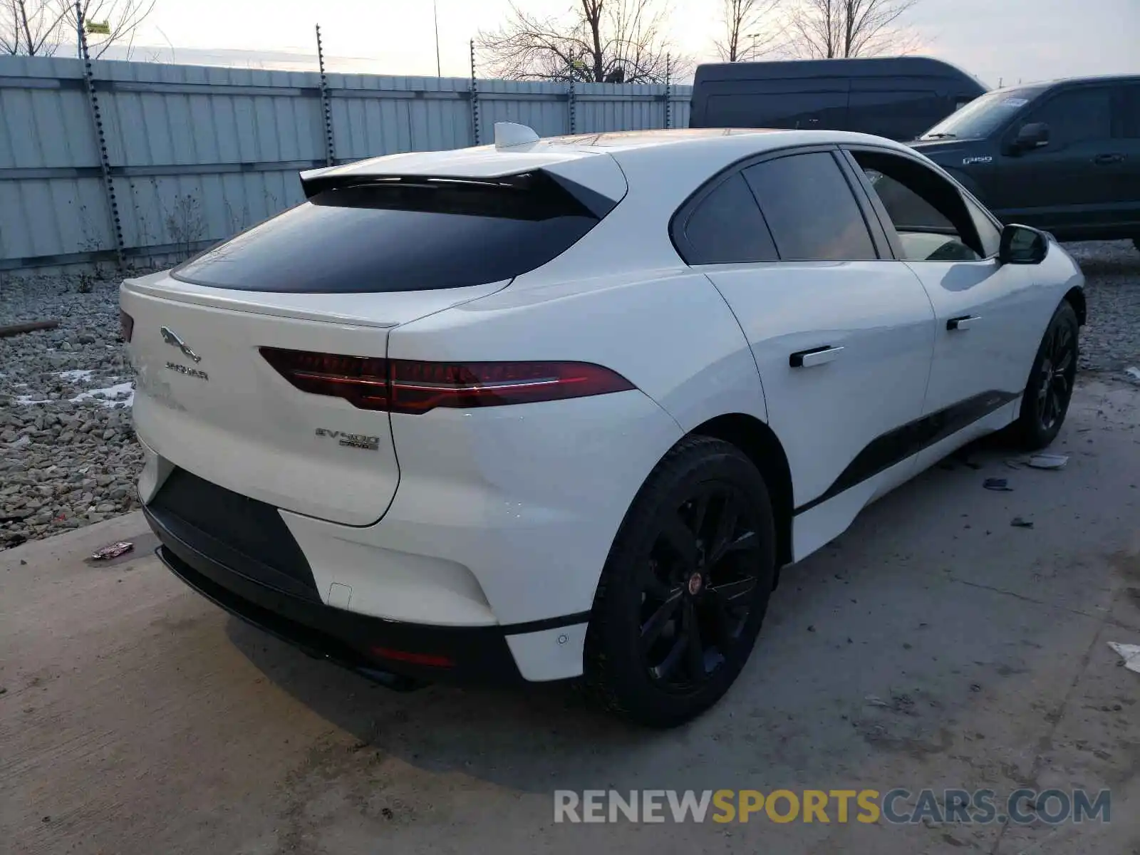 4 Фотография поврежденного автомобиля SADHD2S13L1F79855 JAGUAR I-PACE 2020