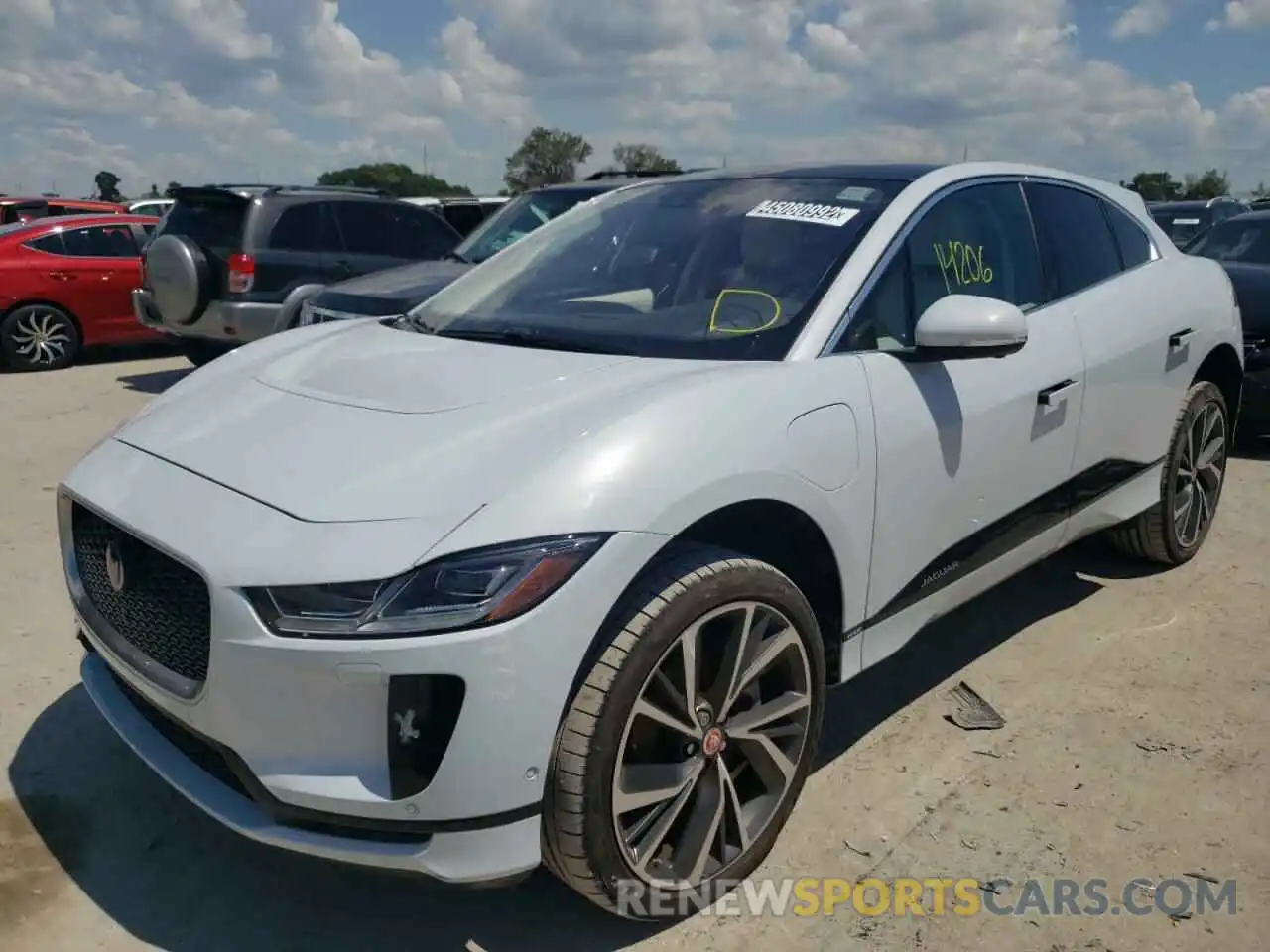 2 Фотография поврежденного автомобиля SADHD2S14L1F83851 JAGUAR I-PACE 2020