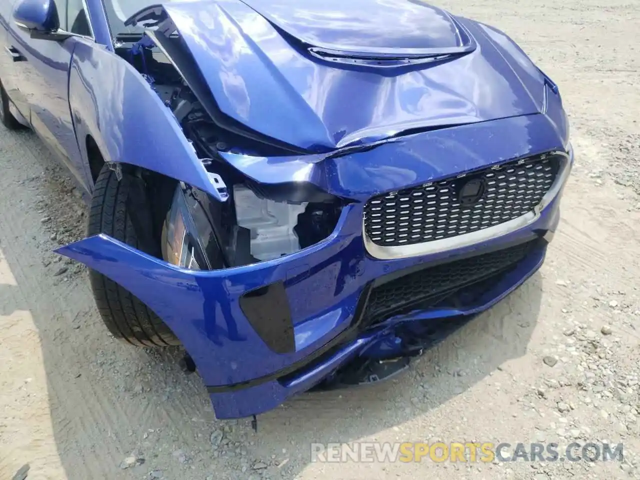 9 Photograph of a damaged car SADHD2S14N1623085 JAGUAR I-PACE 2022