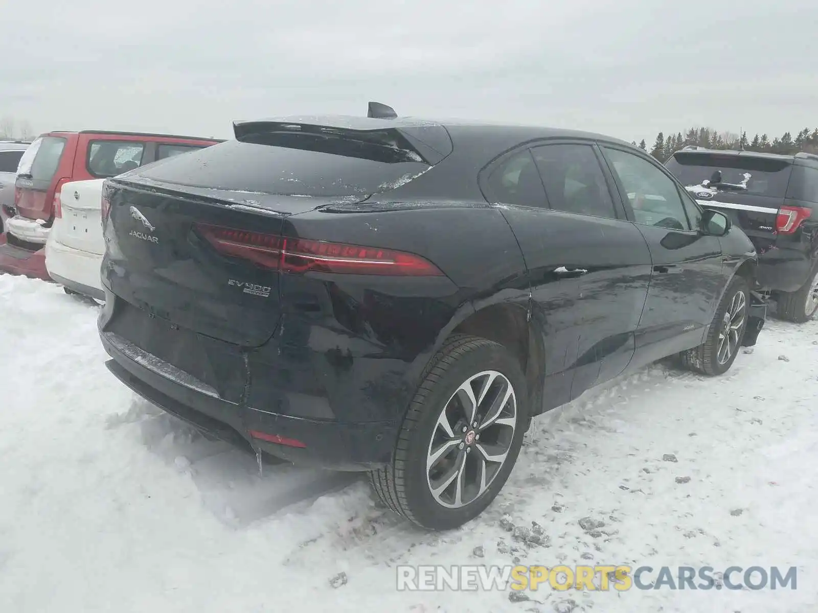 4 Photograph of a damaged car SADHD2S14K1F74789 JAGUAR I-PACE FIR 2019