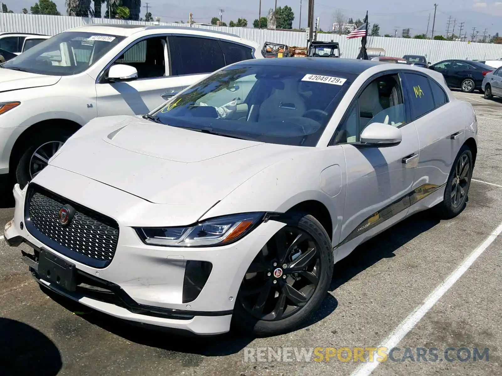 2 Photograph of a damaged car SADHC2S14K1F71362 JAGUAR I-PACE SE 2019