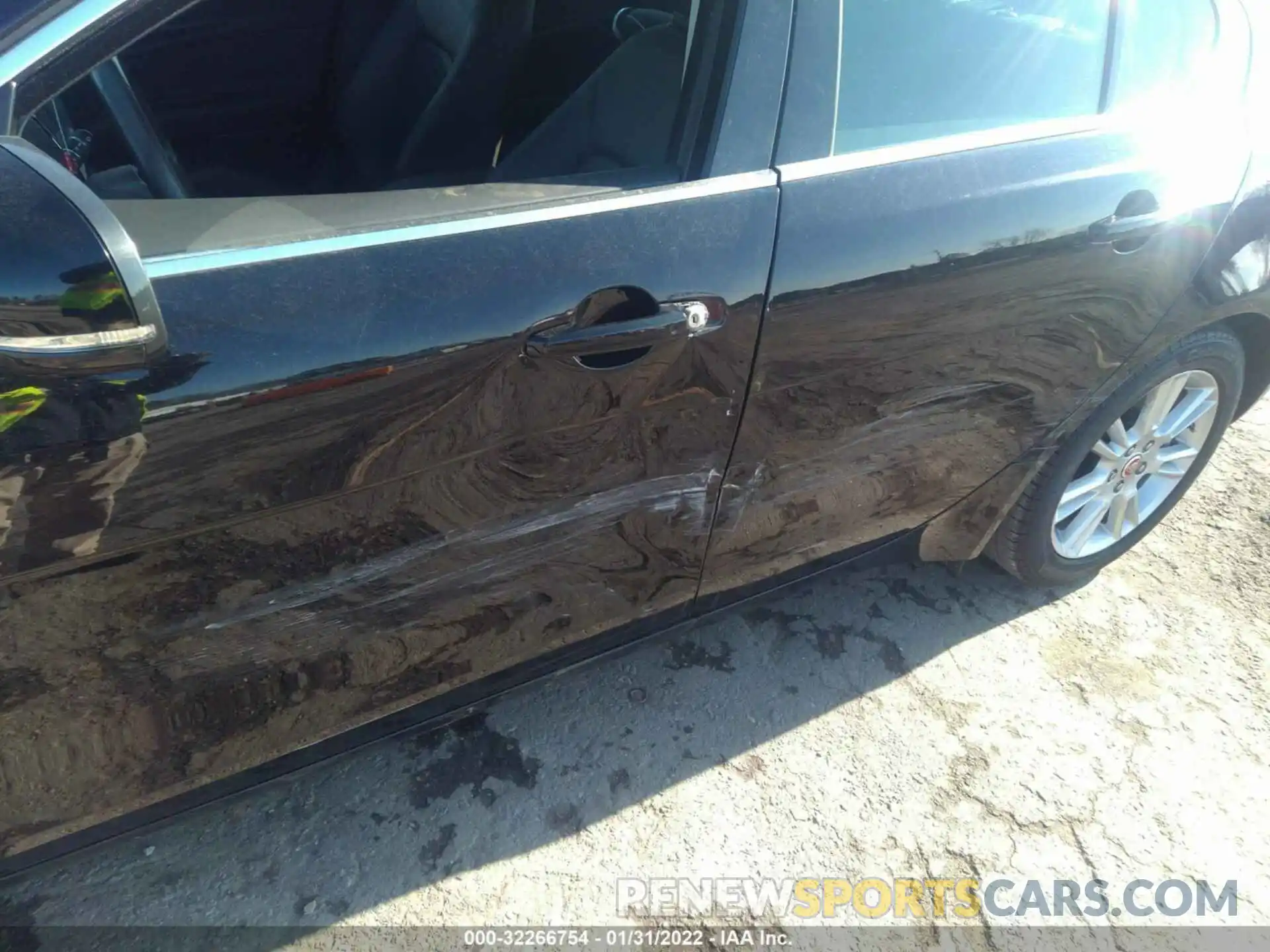 6 Photograph of a damaged car SAJAD4FX0KCP51168 JAGUAR XE 2019