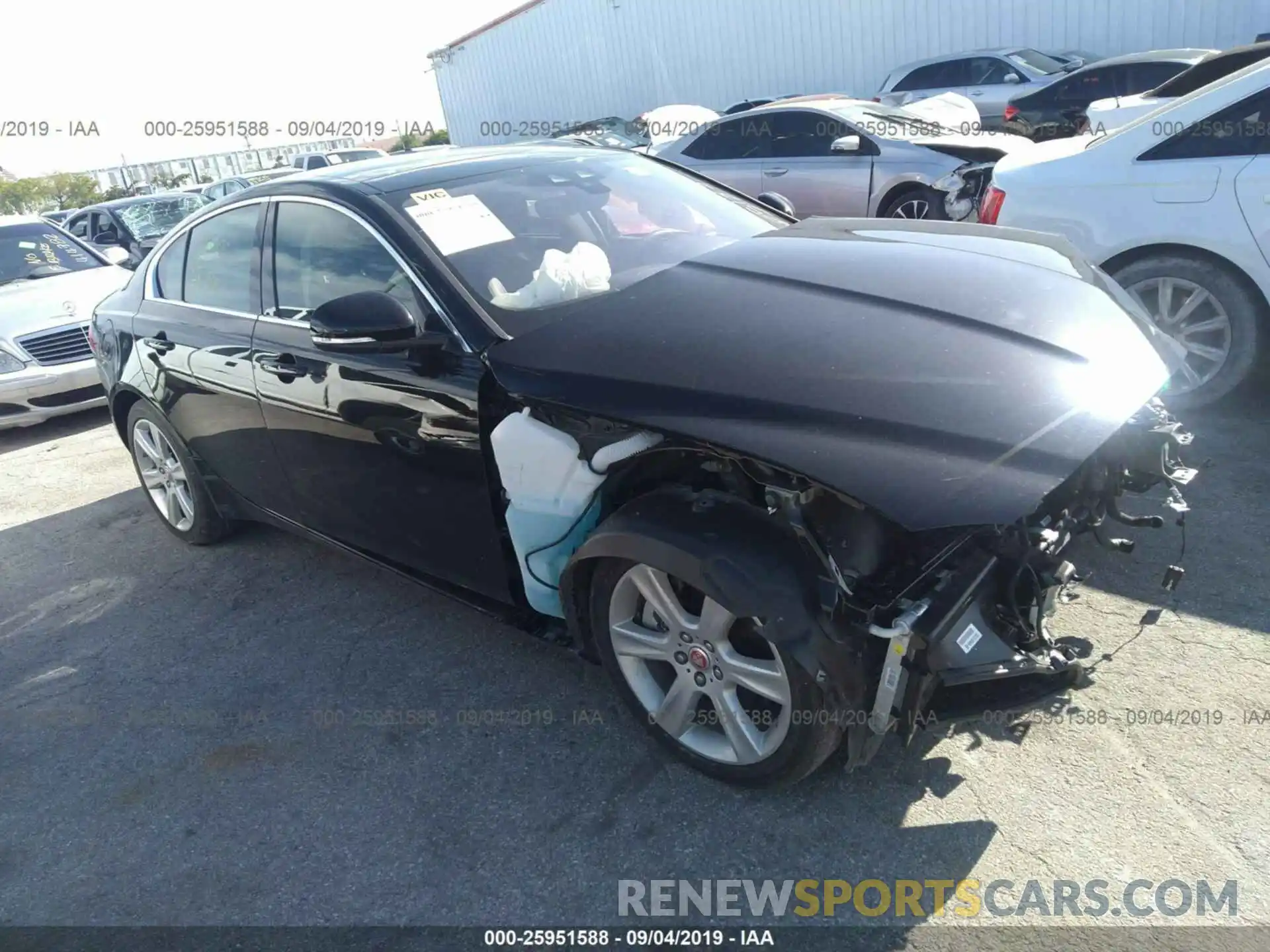 1 Photograph of a damaged car SAJAD4FX0KCP51350 JAGUAR XE 2019