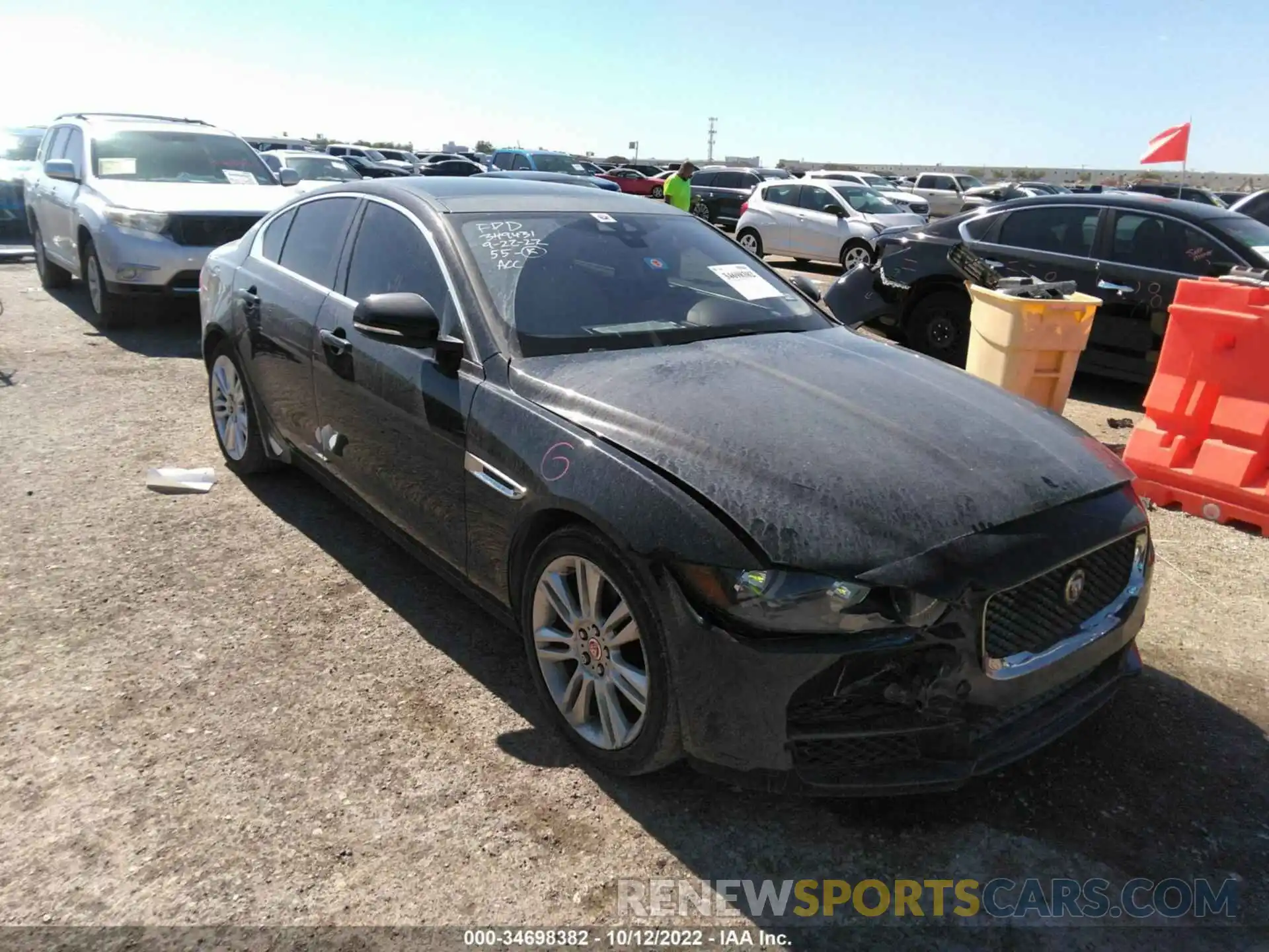 1 Photograph of a damaged car SAJAD4FX4KCP49097 JAGUAR XE 2019