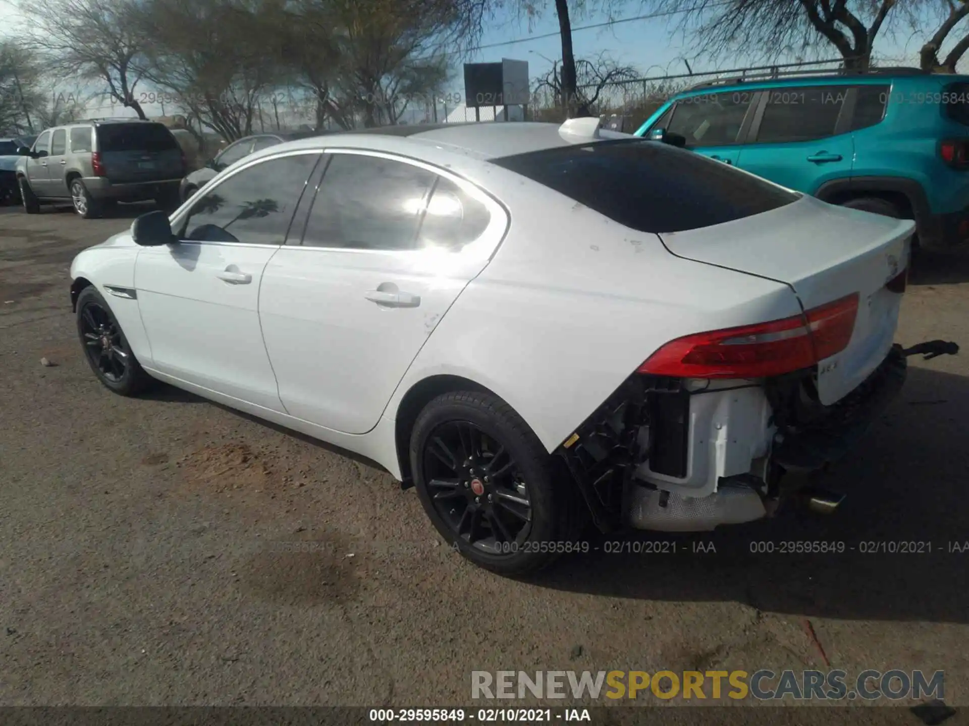 3 Photograph of a damaged car SAJAD4FX5KCP49237 JAGUAR XE 2019