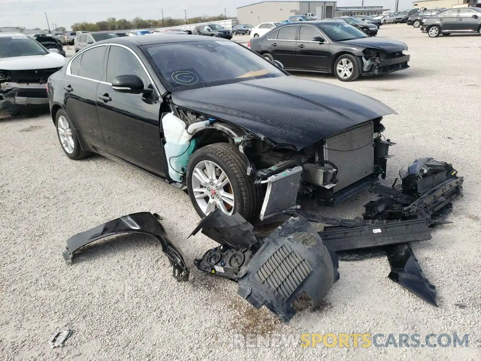 1 Photograph of a damaged car SAJAD4FX6KCP48906 JAGUAR XE 2019