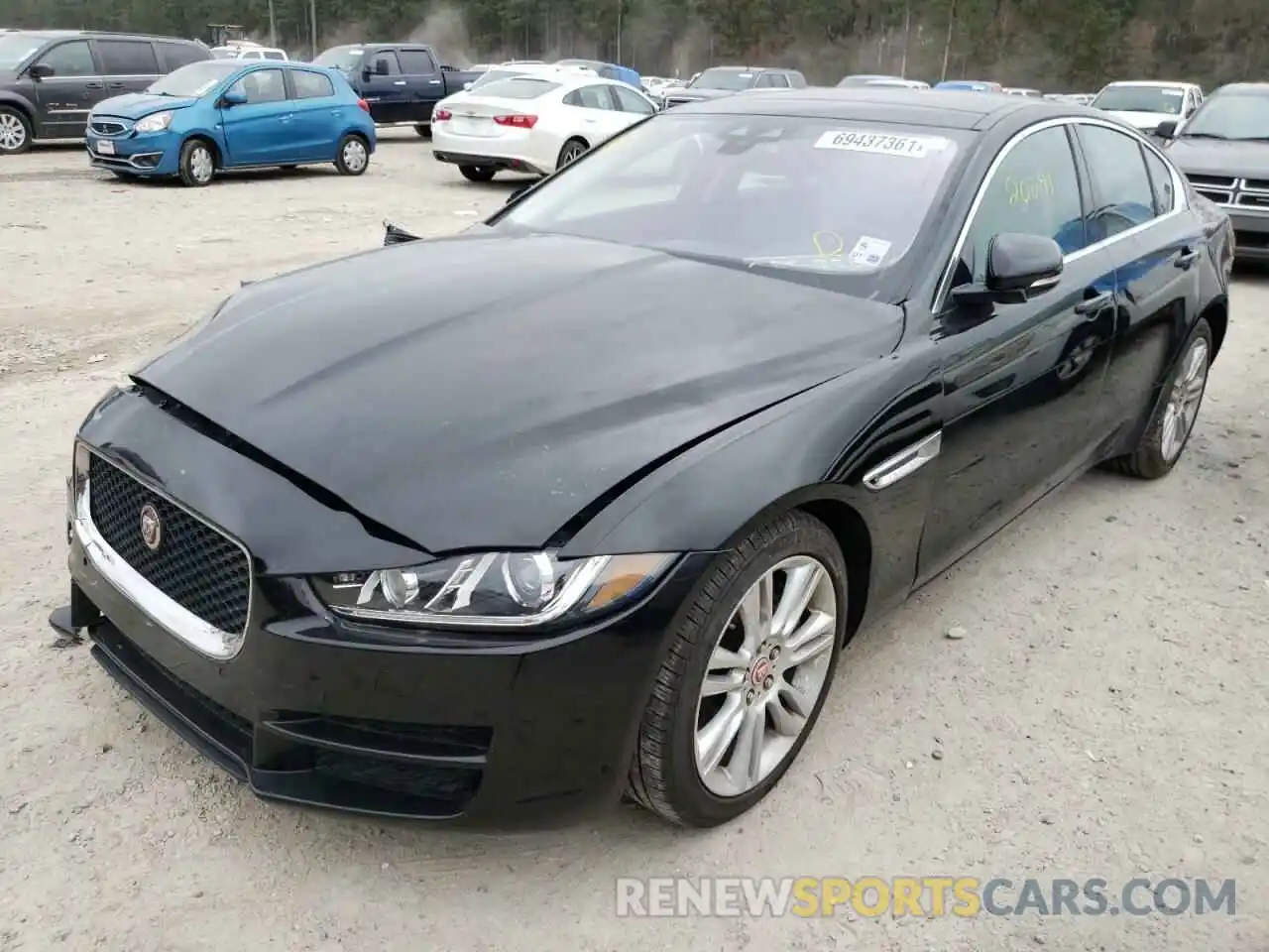 2 Фотография поврежденного автомобиля SAJAD4FX7KCP51622 JAGUAR XE 2019