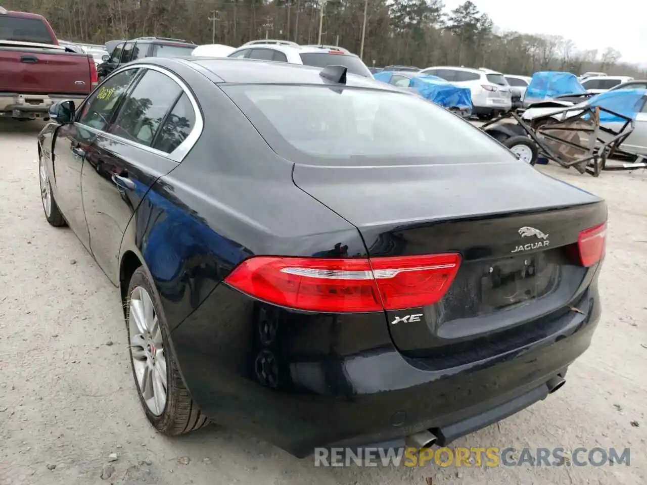 3 Фотография поврежденного автомобиля SAJAD4FX7KCP51622 JAGUAR XE 2019