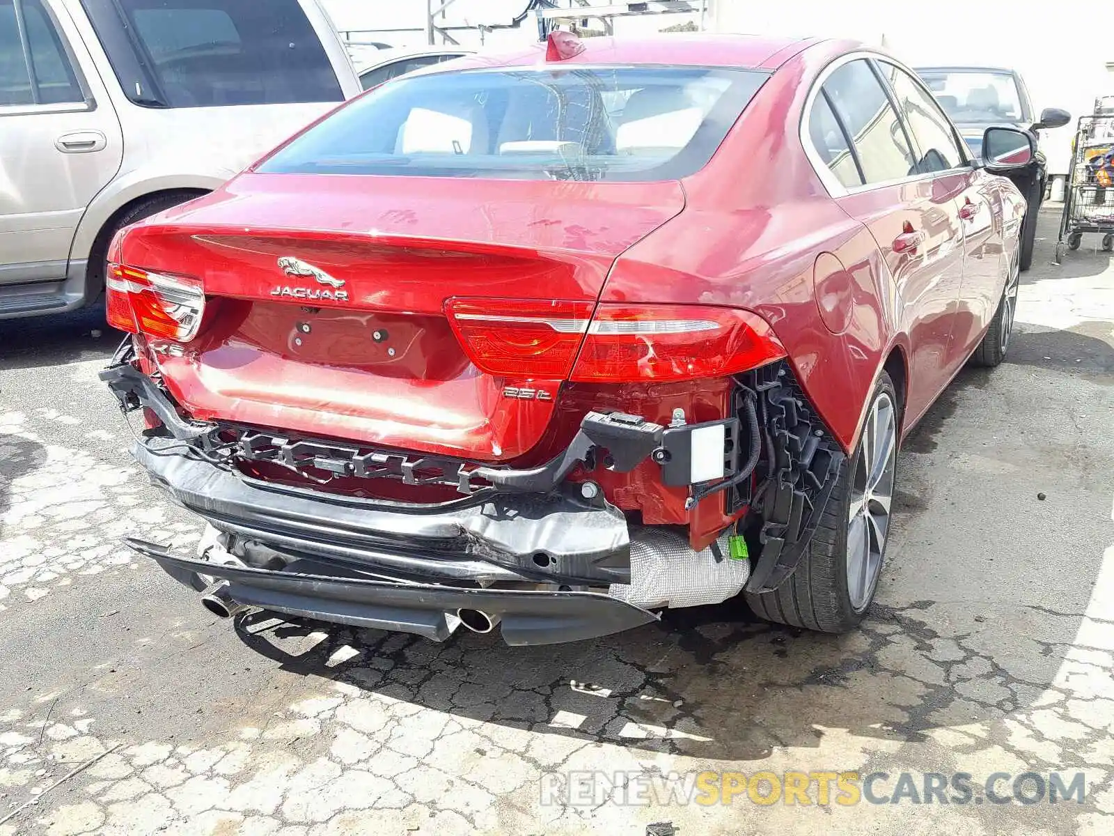 9 Фотография поврежденного автомобиля SAJAE4FX4KCP46357 JAGUAR XE 2019