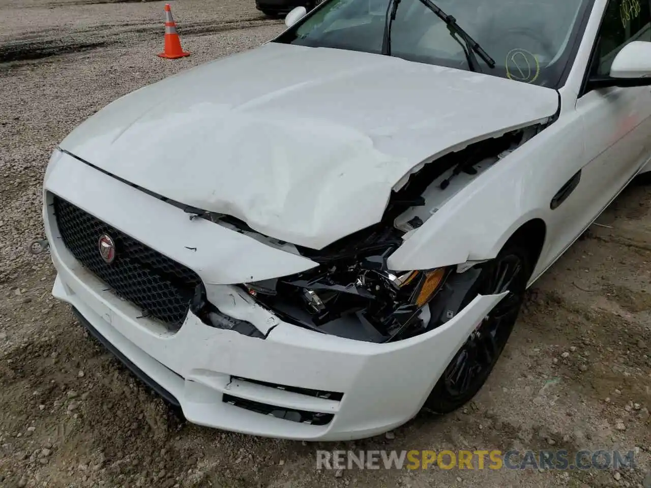 9 Photograph of a damaged car SAJAE4FX8KCP50525 JAGUAR XE 2019