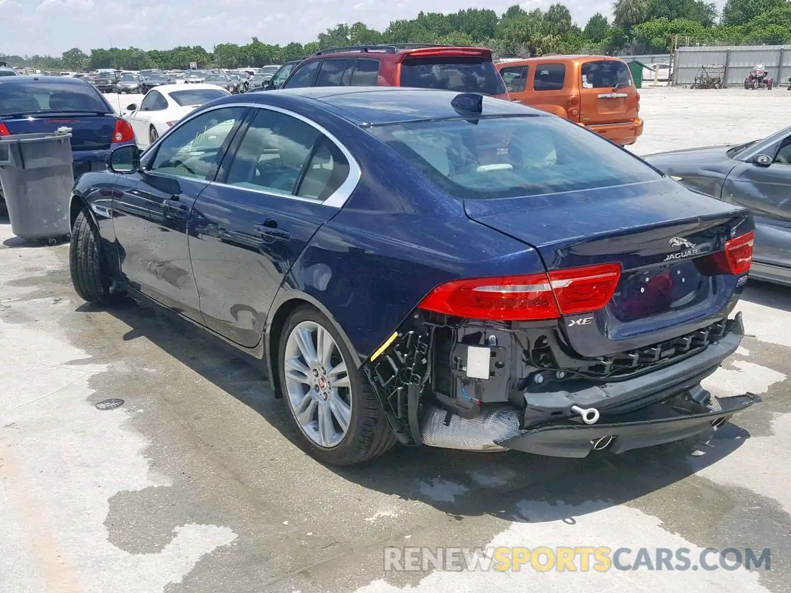 3 Фотография поврежденного автомобиля SAJAJ4FX3KCP43901 JAGUAR XE 2019