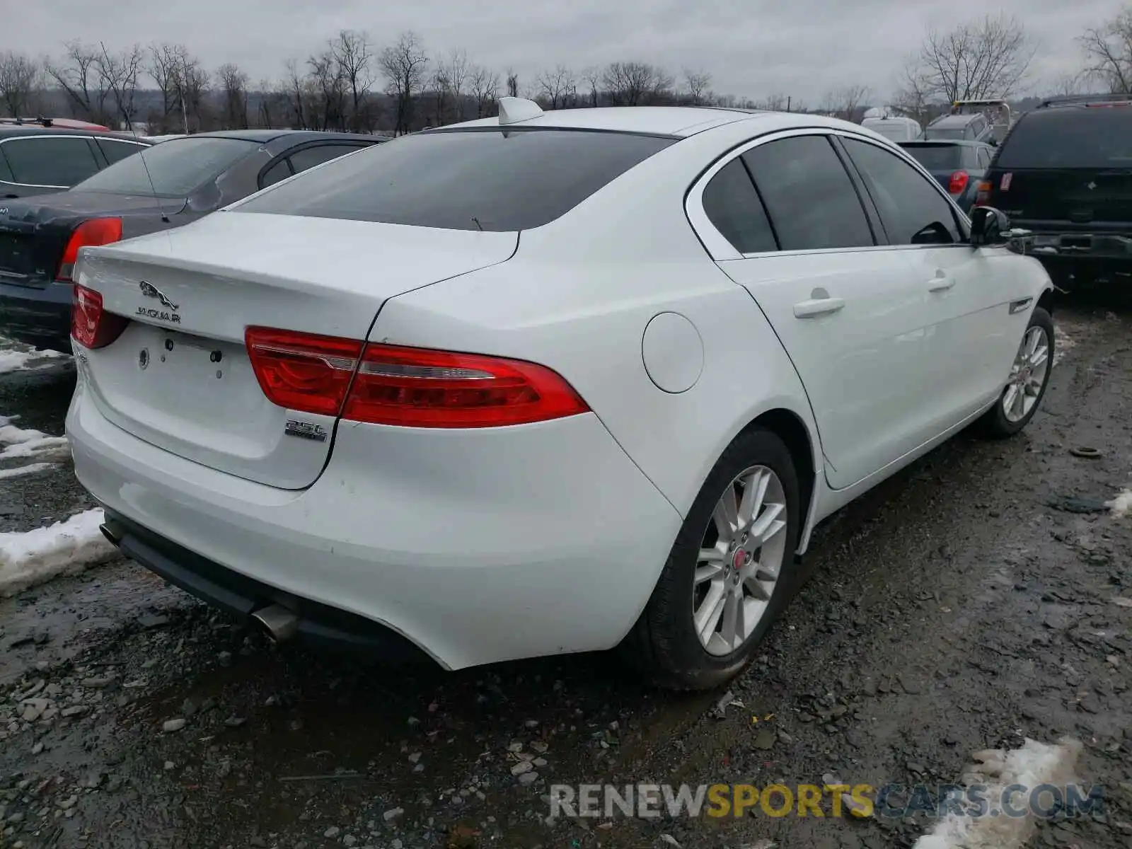 4 Photograph of a damaged car SAJAJ4FX3KCP51268 JAGUAR XE 2019