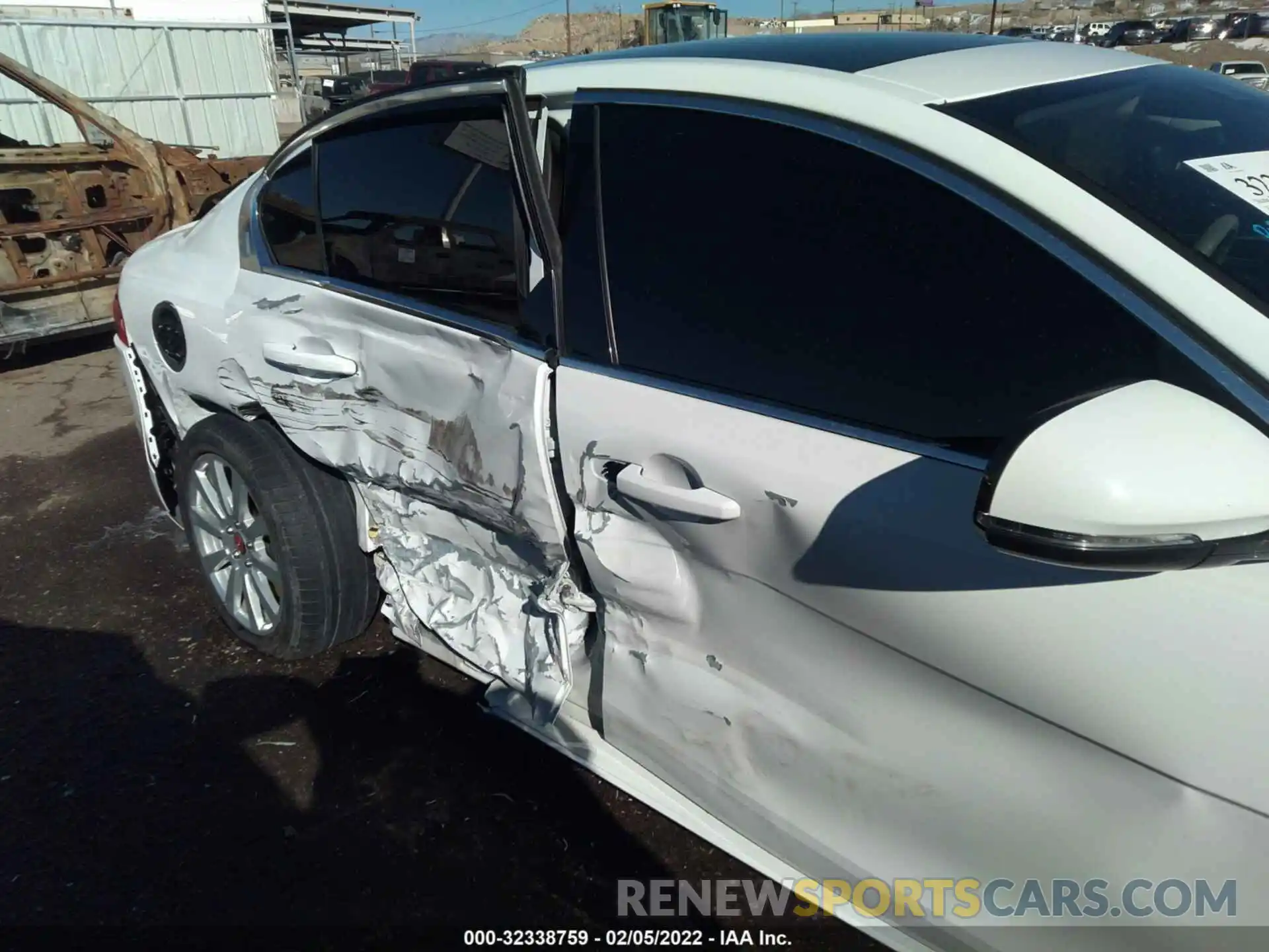 6 Photograph of a damaged car SAJAR4FX0KCP47560 JAGUAR XE 2019