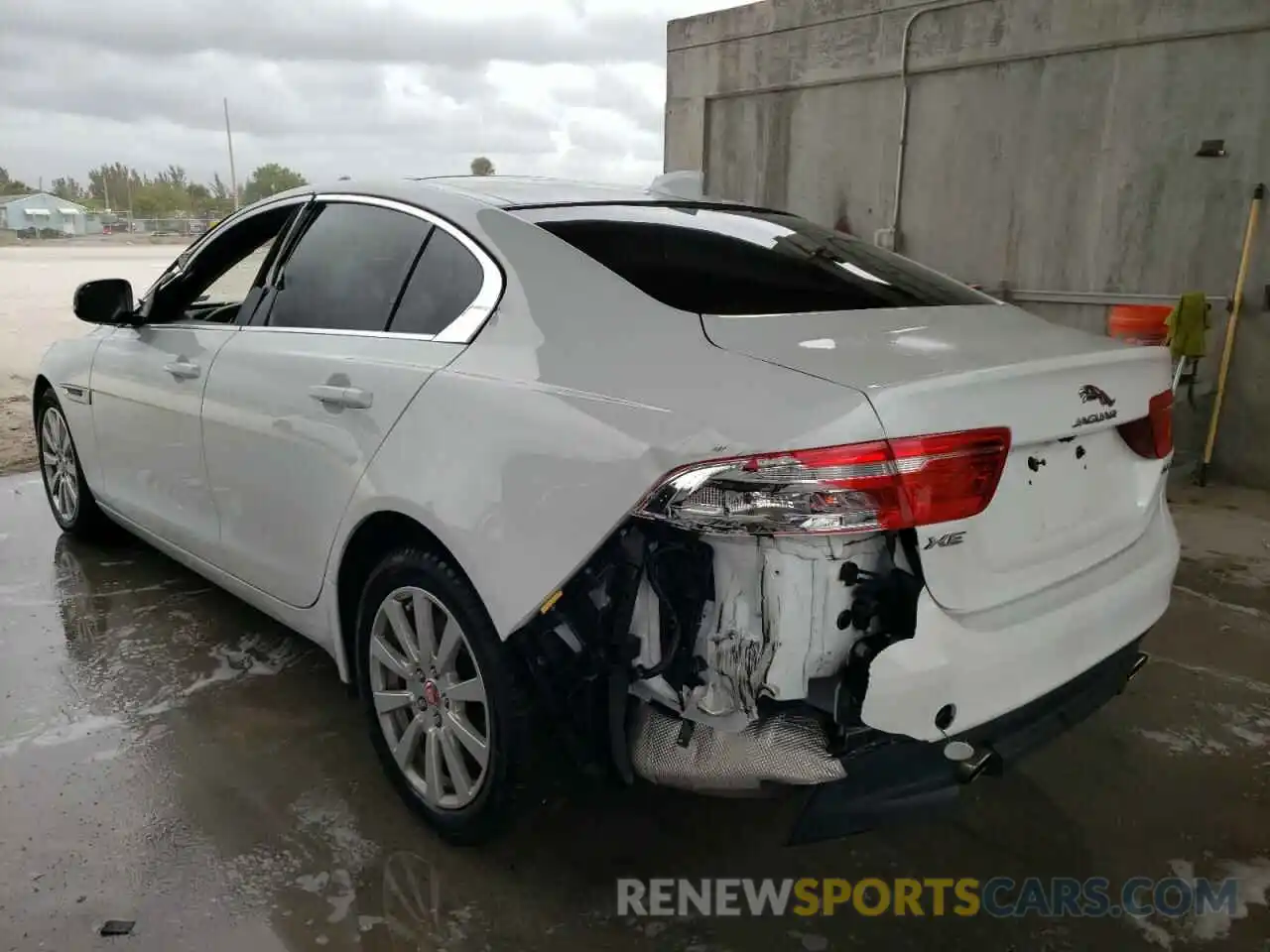 3 Photograph of a damaged car SAJAR4FX0KCP48269 JAGUAR XE 2019