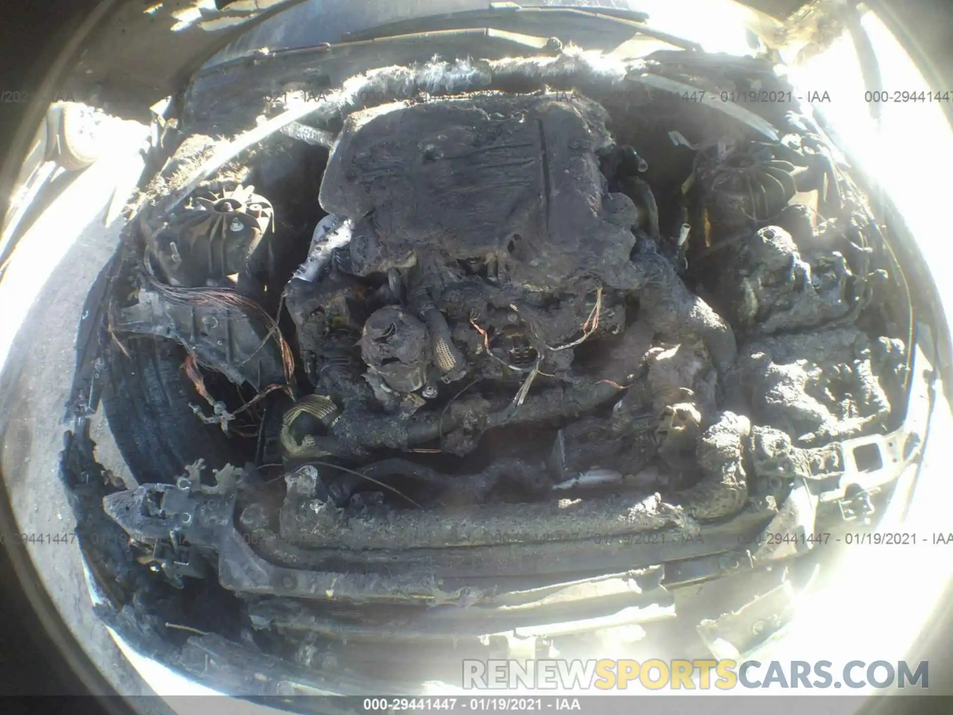 10 Фотография поврежденного автомобиля SAJAR4FX2KCP44532 JAGUAR XE 2019