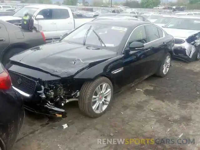 2 Фотография поврежденного автомобиля SAJAR4FX2KCP52520 JAGUAR XE 2019