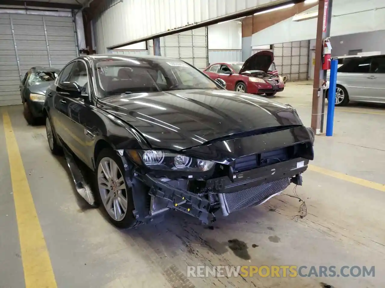 1 Photograph of a damaged car SAJAR4FX2KCP52579 JAGUAR XE 2019