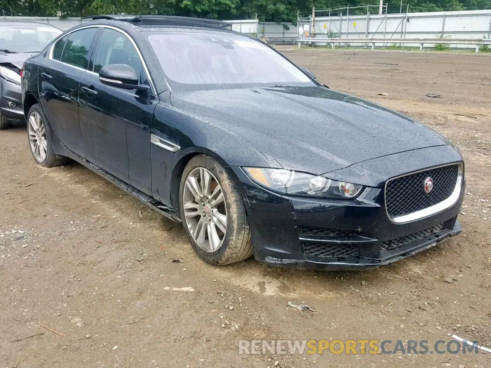 1 Photograph of a damaged car SAJAR4FX4KCP52647 JAGUAR XE 2019