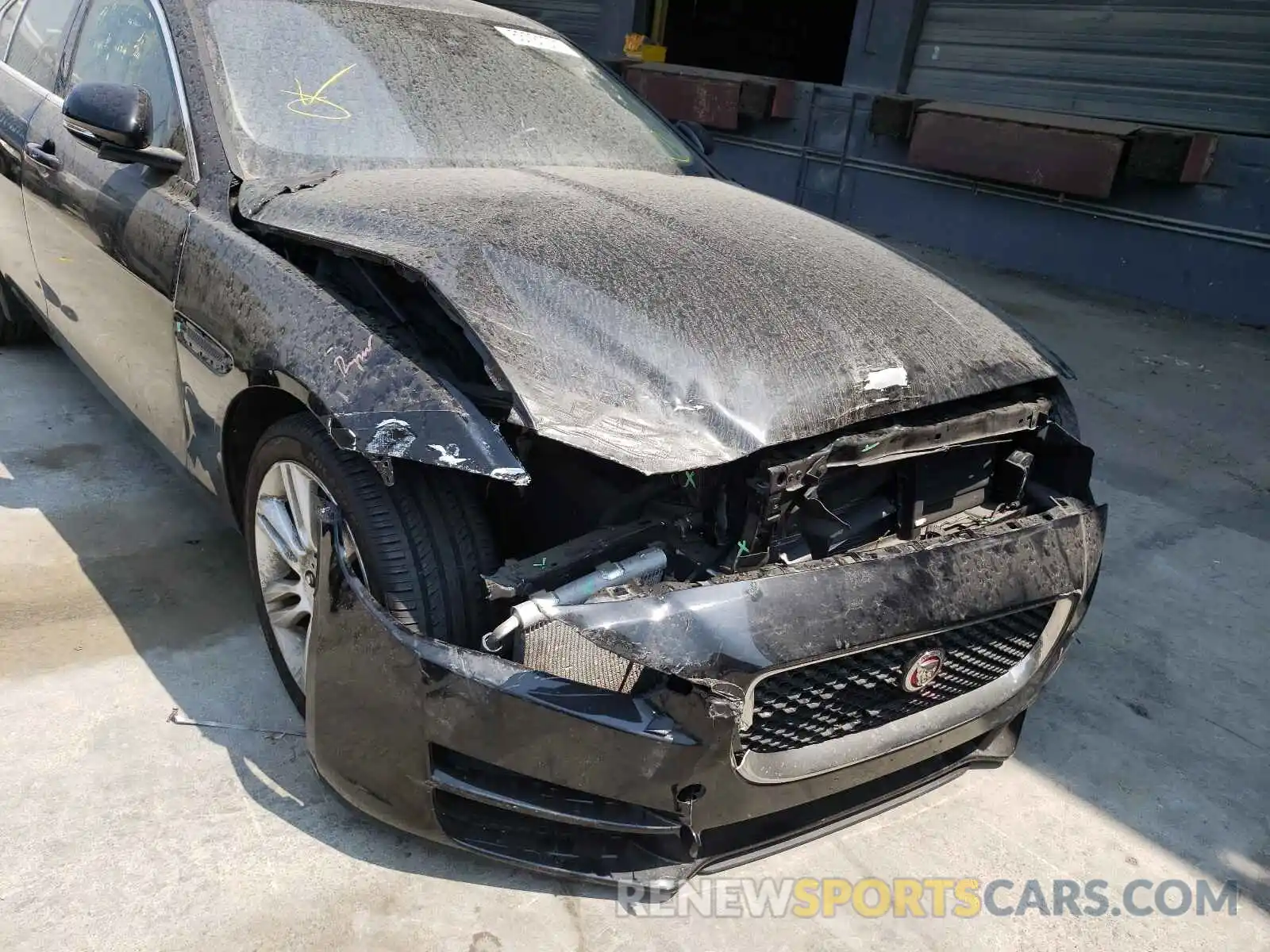 9 Photograph of a damaged car SAJAR4FX5KCP52737 JAGUAR XE 2019