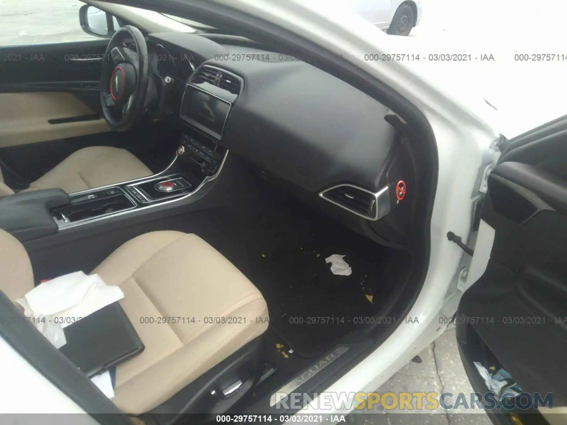 5 Photograph of a damaged car SAJAR4FX6KCP50088 JAGUAR XE 2019